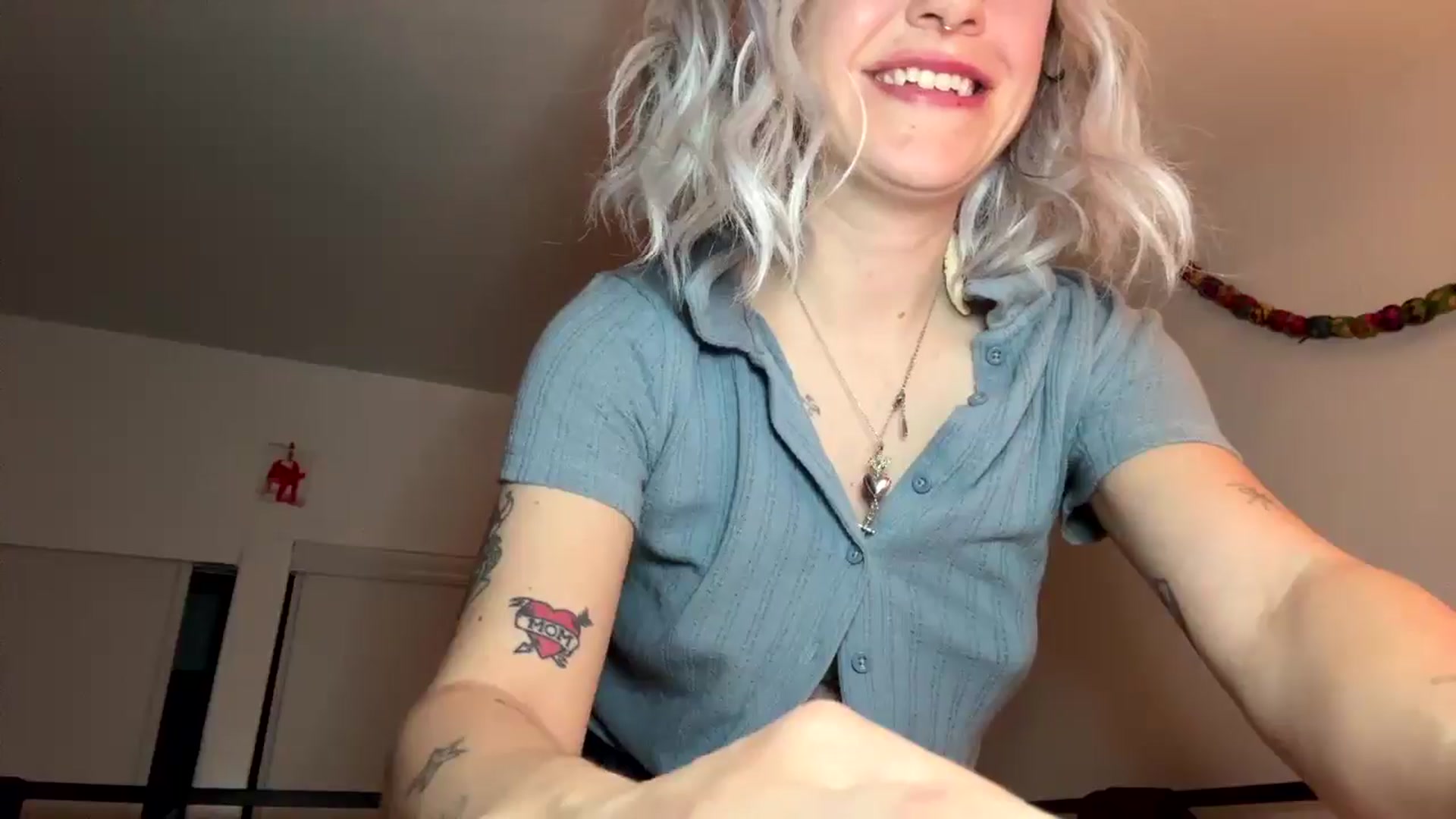 Gallery image thumbnail from Yourgirlalice's myfreecams stream on, 01/15/2026, 08:14 image 12 of 20