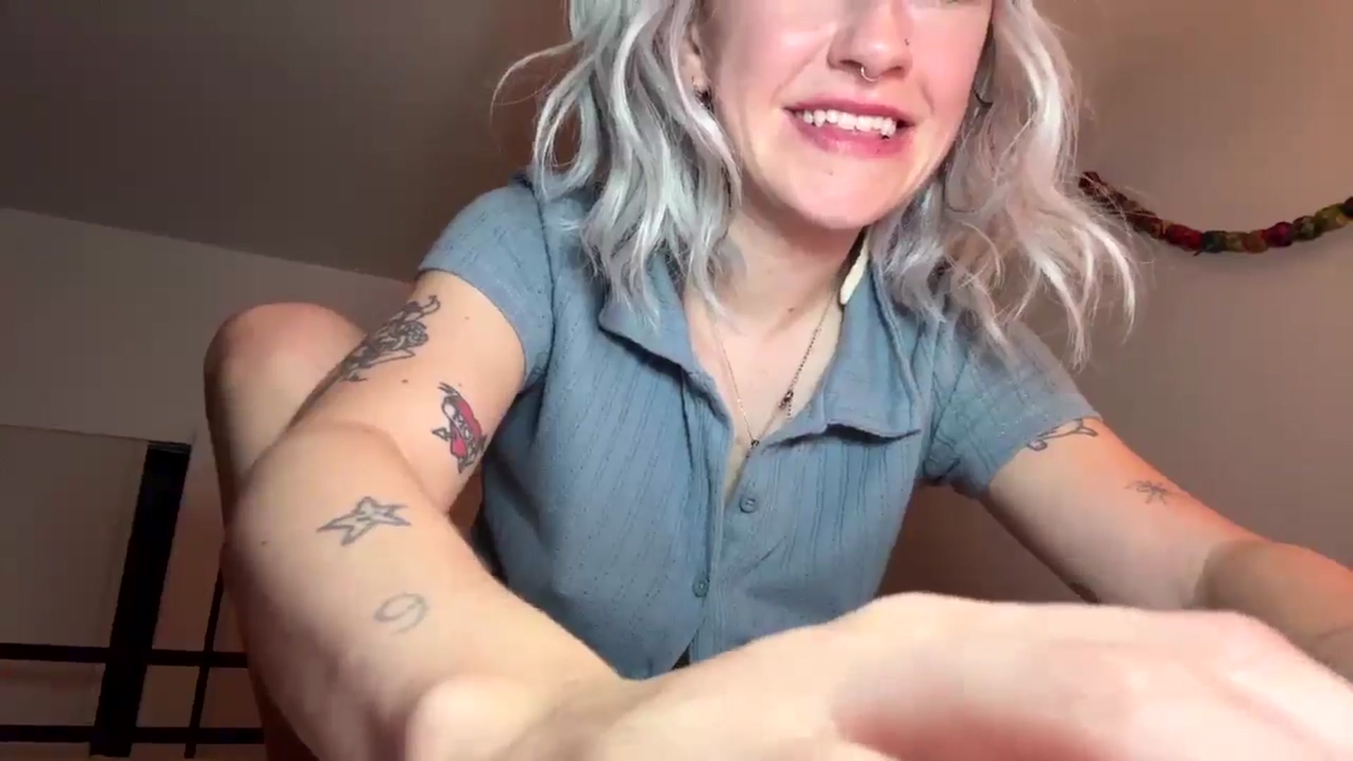 Gallery image thumbnail from Yourgirlalice's myfreecams stream on, 01/15/2026, 08:14 image 19 of 20