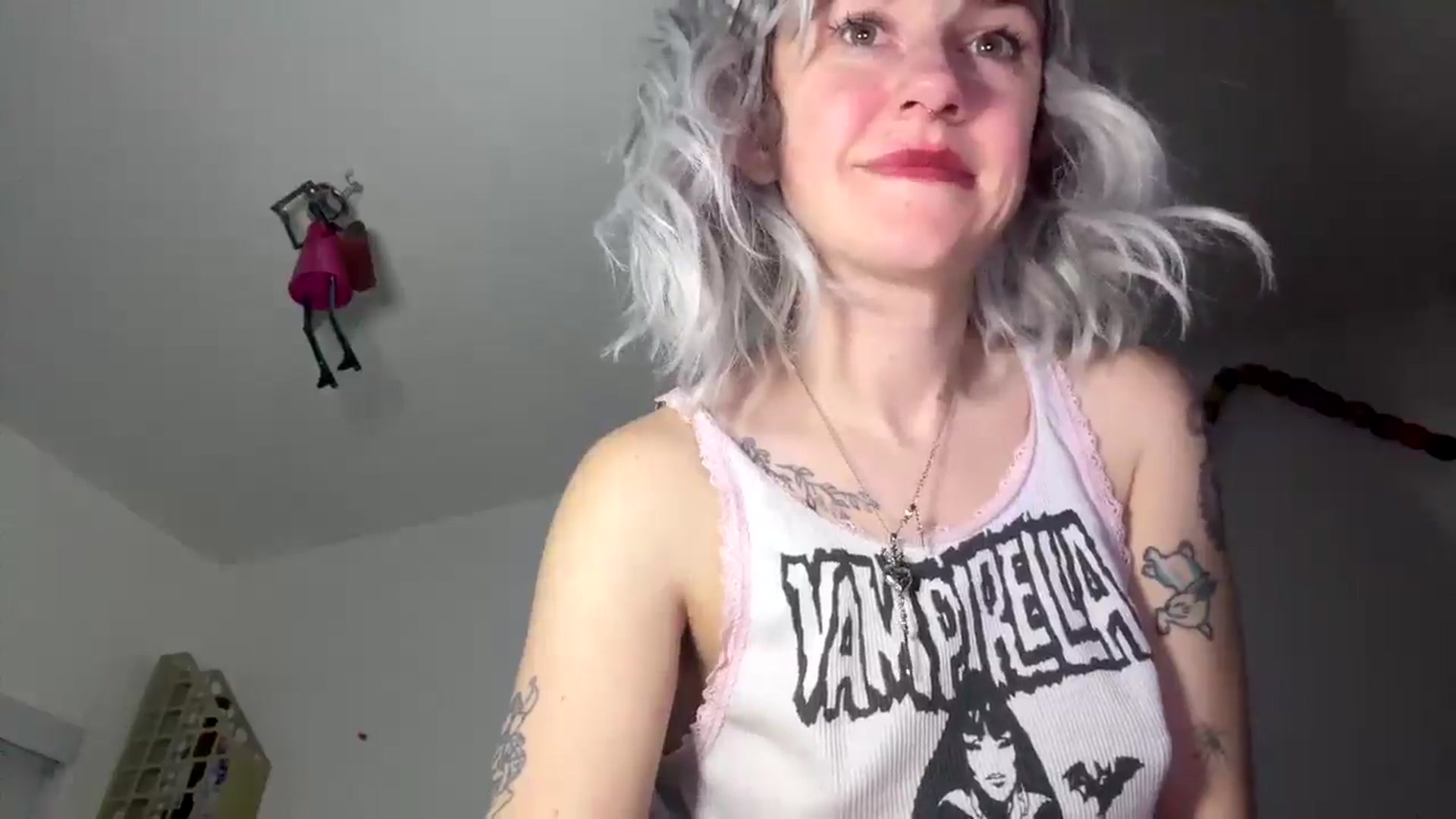 Gallery image thumbnail from Yourgirlalice's myfreecams stream on, 01/16/2026, 08:49 image 20 of 20