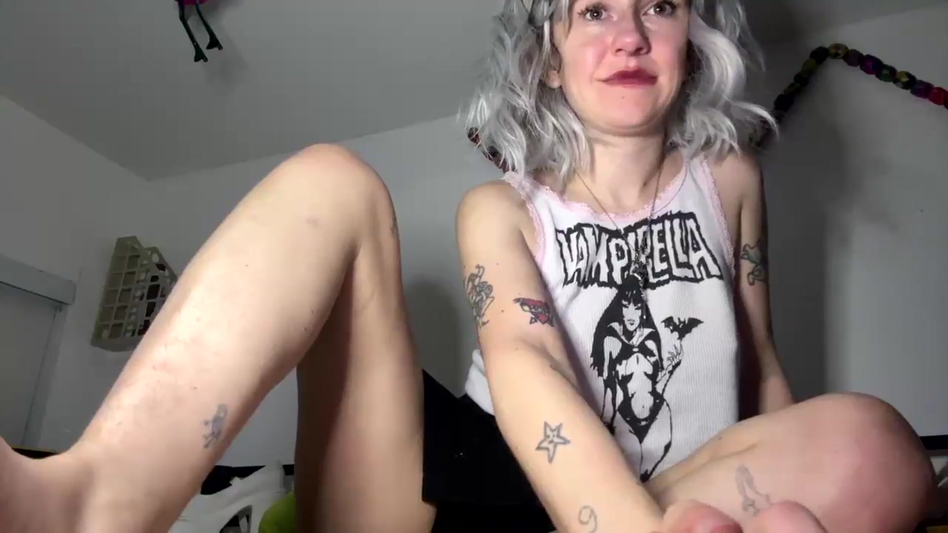 Gallery image thumbnail from Yourgirlalice's myfreecams stream on, 01/16/2026, 08:49 image 17 of 20