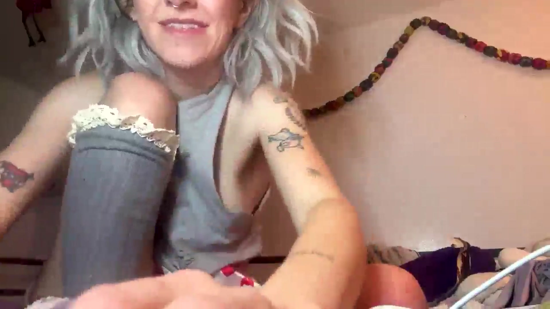 Gallery image thumbnail from Yourgirlalice's myfreecams stream on, 01/25/2026, 12:31 image 18 of 20