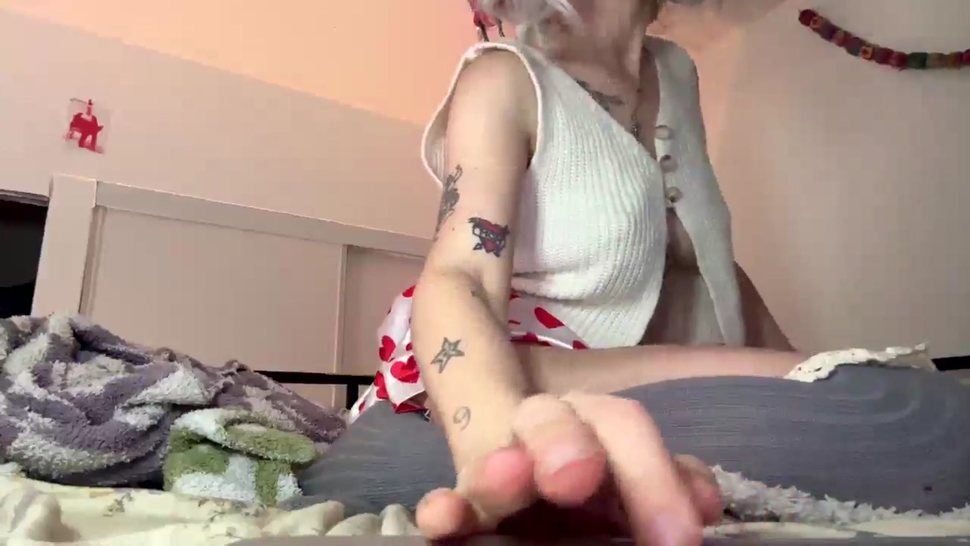 Gallery image thumbnail from Yourgirlalice's myfreecams stream on, 01/25/2026, 17:55 image 2 of 20