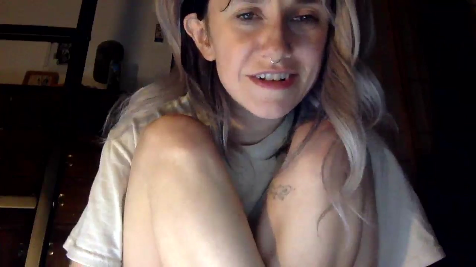 Gallery image thumbnail from Yourgirlalice's myfreecams stream on, 02/23/2026, 09:18 image 3 of 20