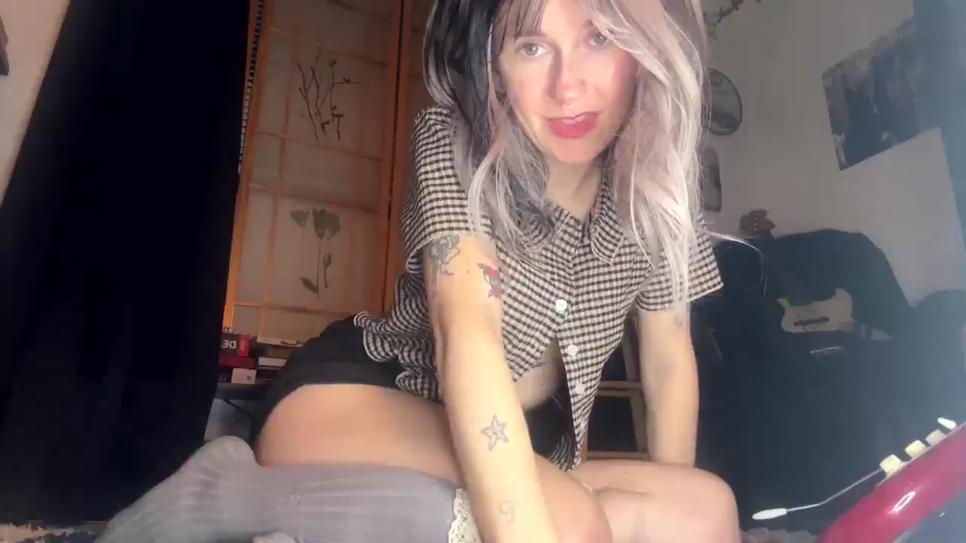 Gallery image thumbnail from Yourgirlalice's myfreecams stream on, 02/26/2026, 12:37 image 8 of 20