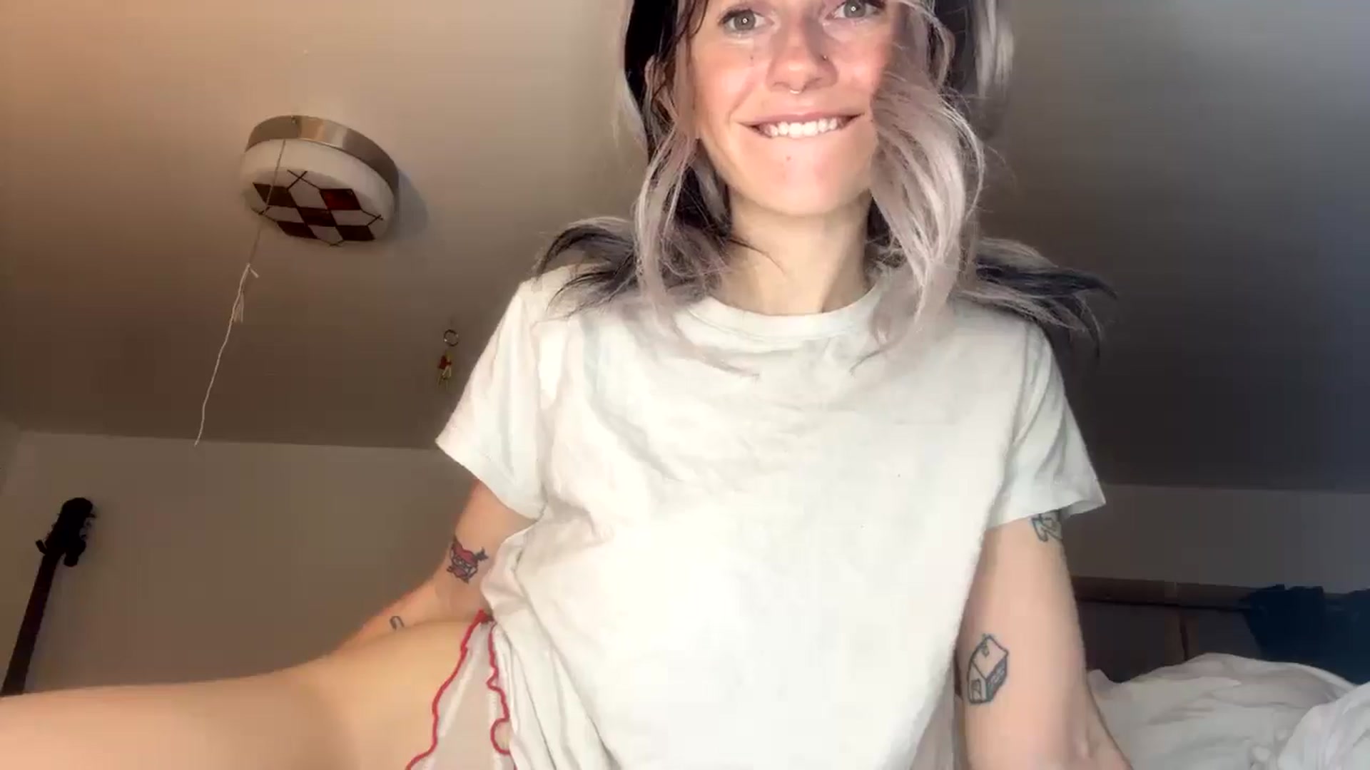 Gallery image thumbnail from Yourgirlalice's myfreecams stream on, 03/03/2026, 09:16 image 10 of 20