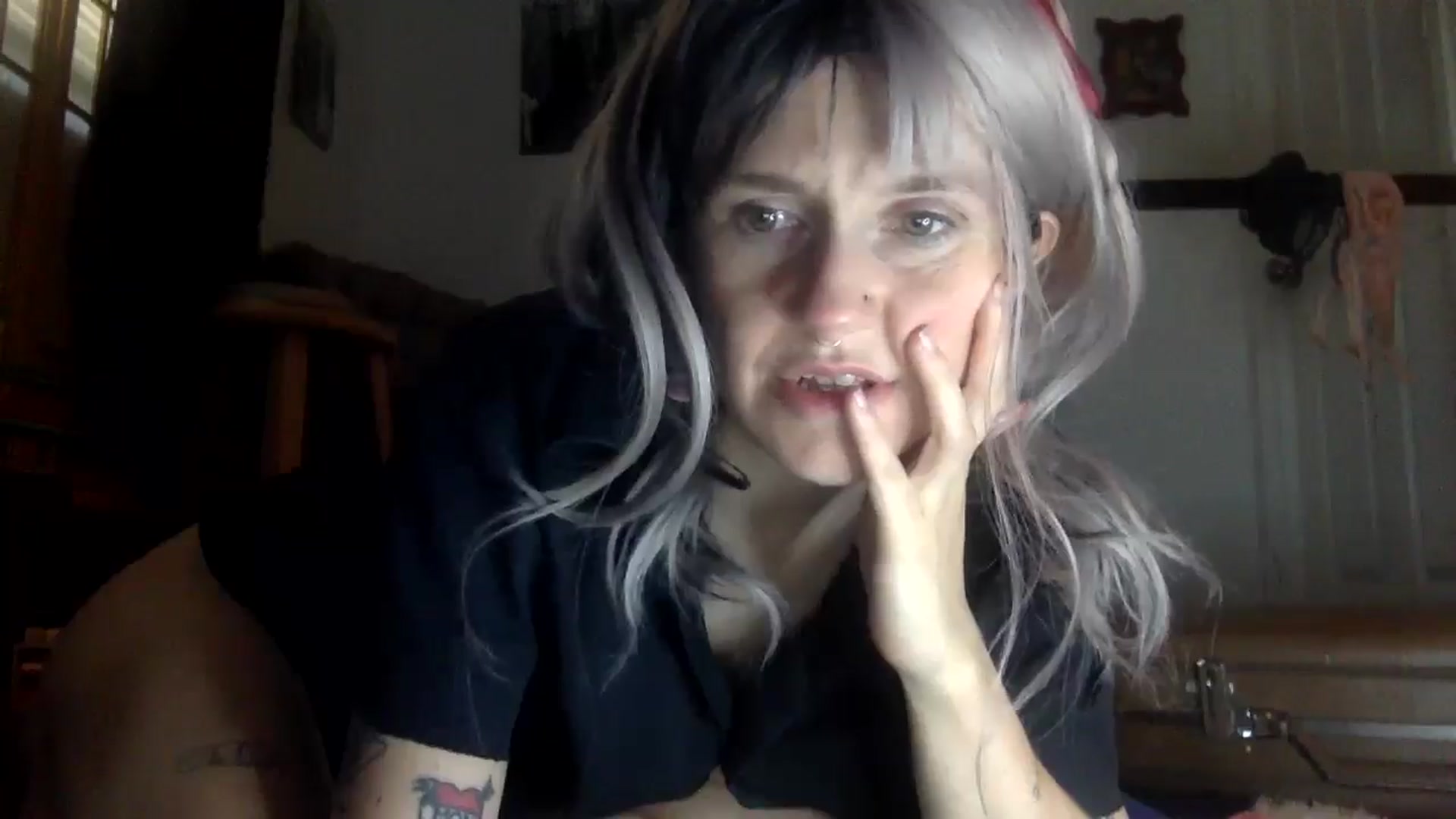 Gallery image thumbnail from Yourgirlalice's myfreecams stream on, 04/20/2026, 17:25 image 16 of 20
