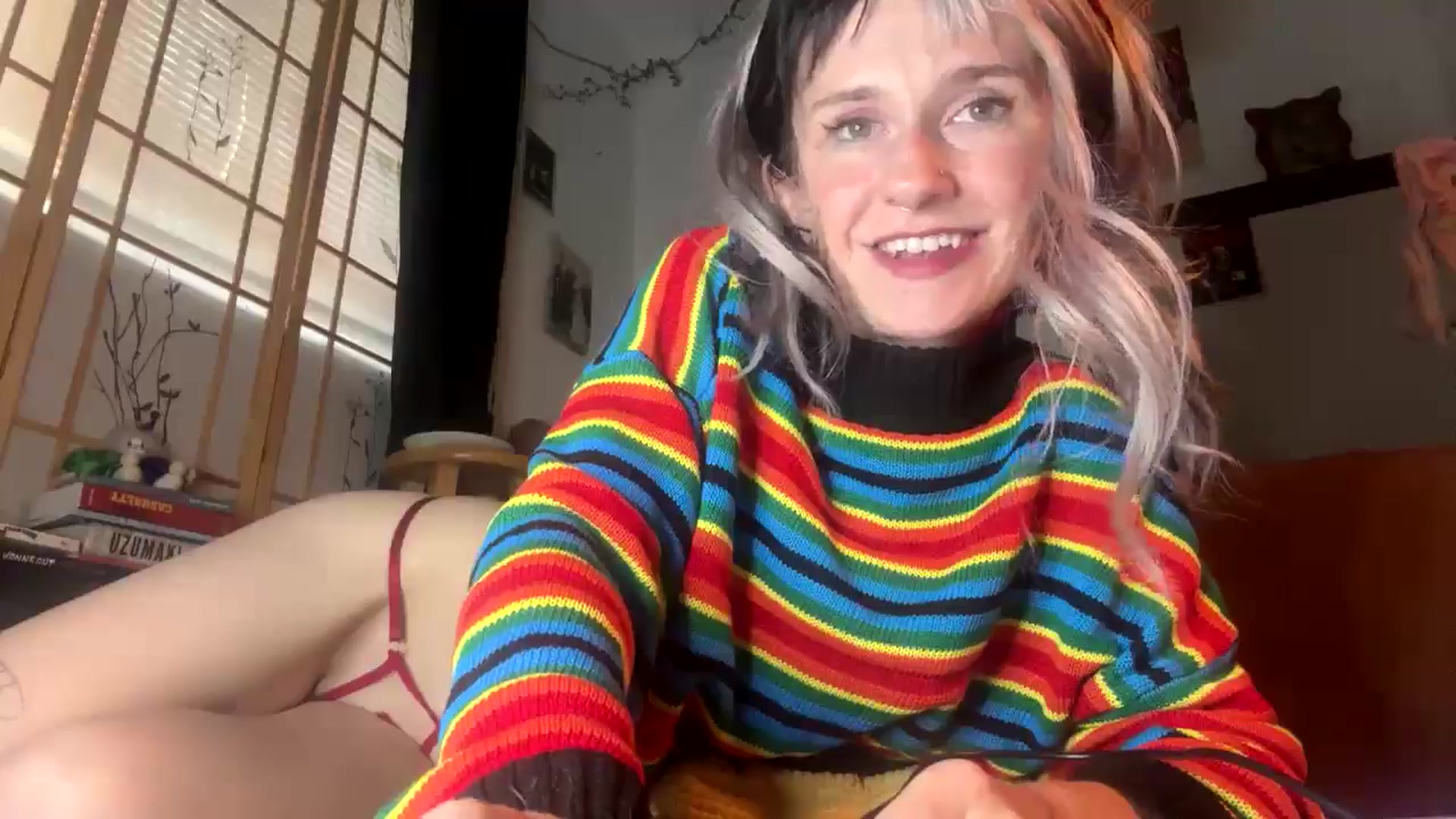 Gallery image thumbnail from Yourgirlalice's myfreecams stream on, 04/22/2026, 16:24 image 11 of 20