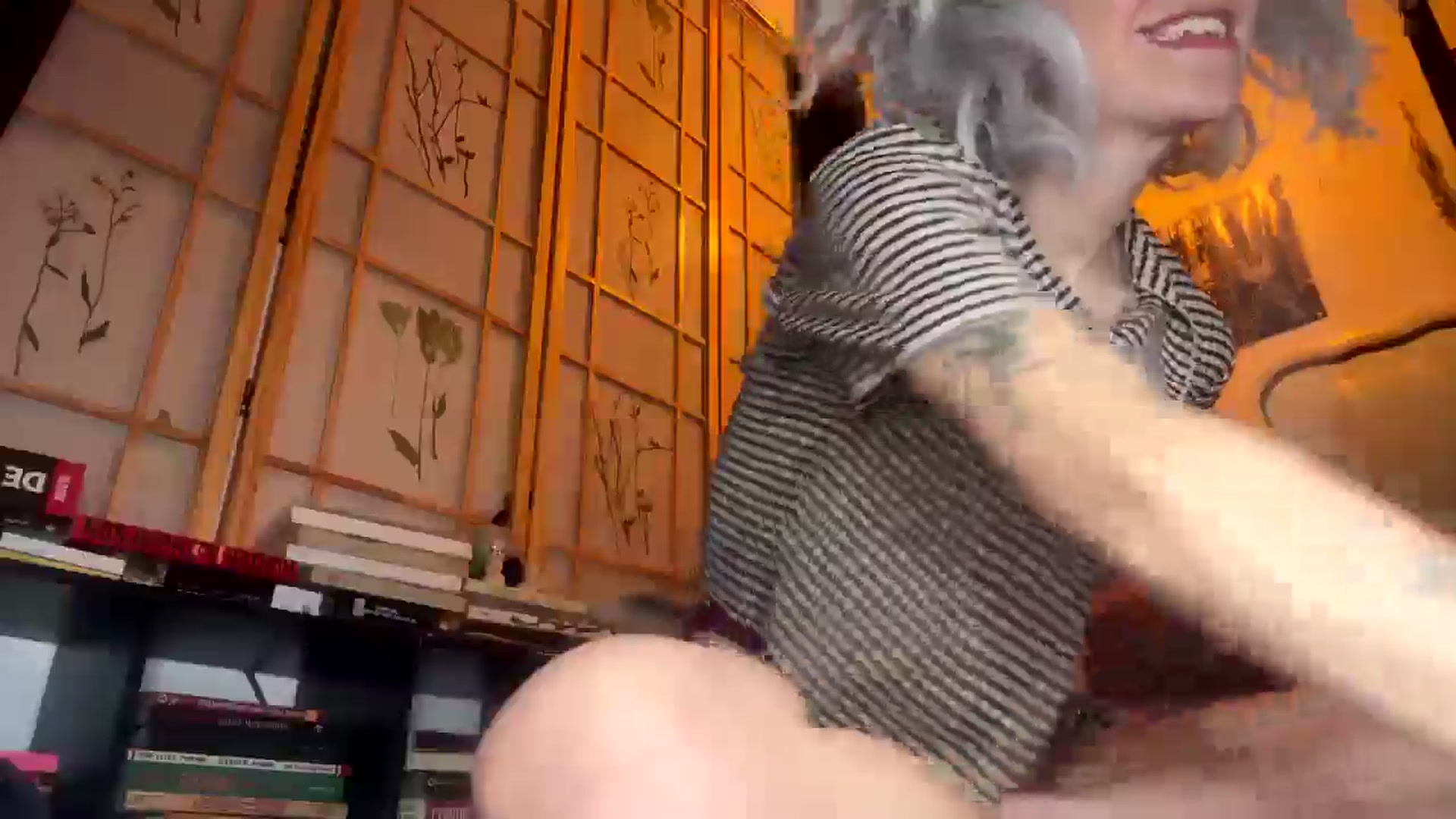 Gallery image thumbnail from Yourgirlalice's myfreecams stream on, 04/30/2026, 12:44 image 15 of 20