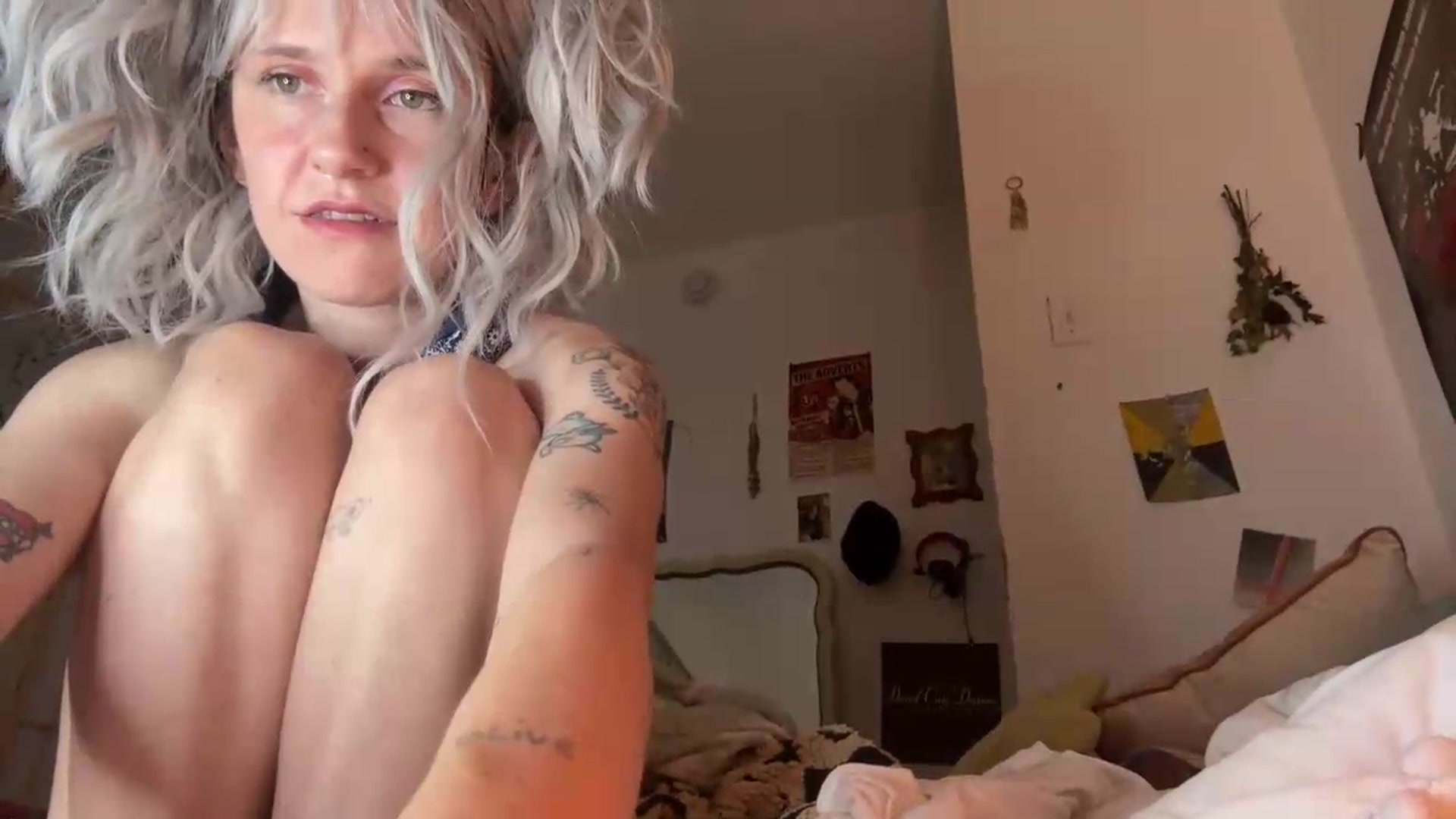 Gallery image thumbnail from Yourgirlalice's myfreecams stream on, 06/05/2026, 07:56 image 17 of 20