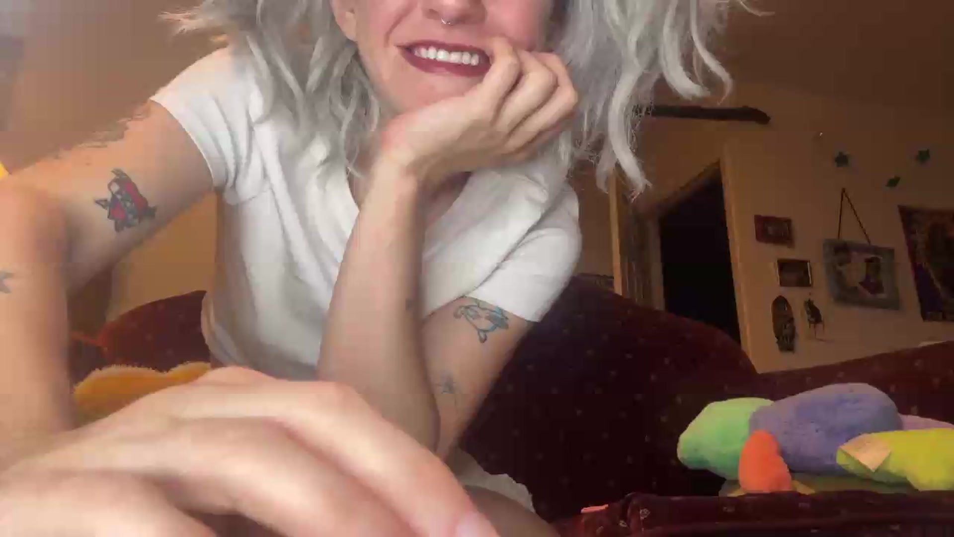 Gallery image thumbnail from Yourgirlalice's myfreecams stream on, 09/04/2026, 12:25 image 4 of 20