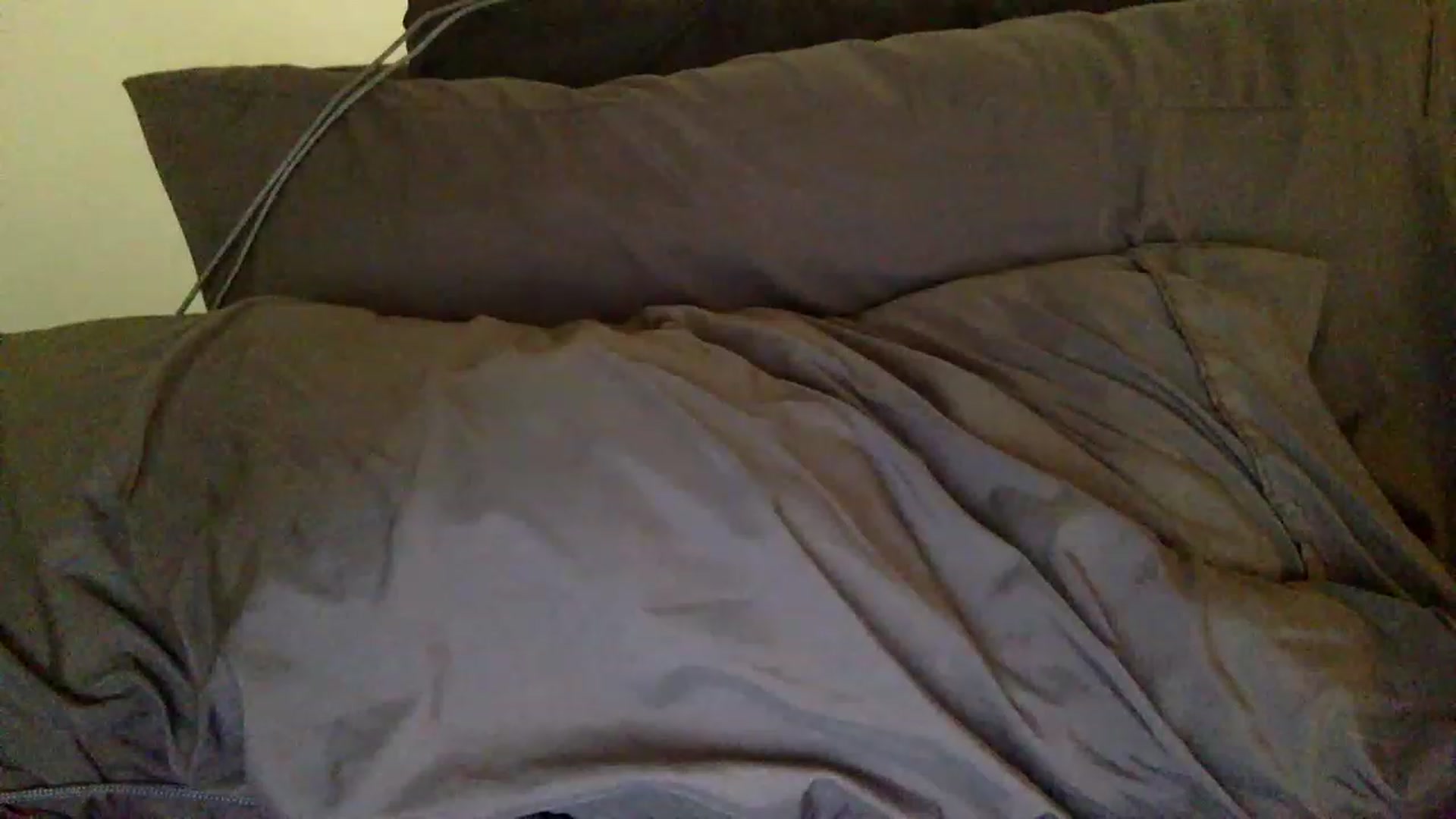 Gallery image thumbnail from Yourgirljones's myfreecams stream on, 11/19/2022, 22:58 image 15 of 20
