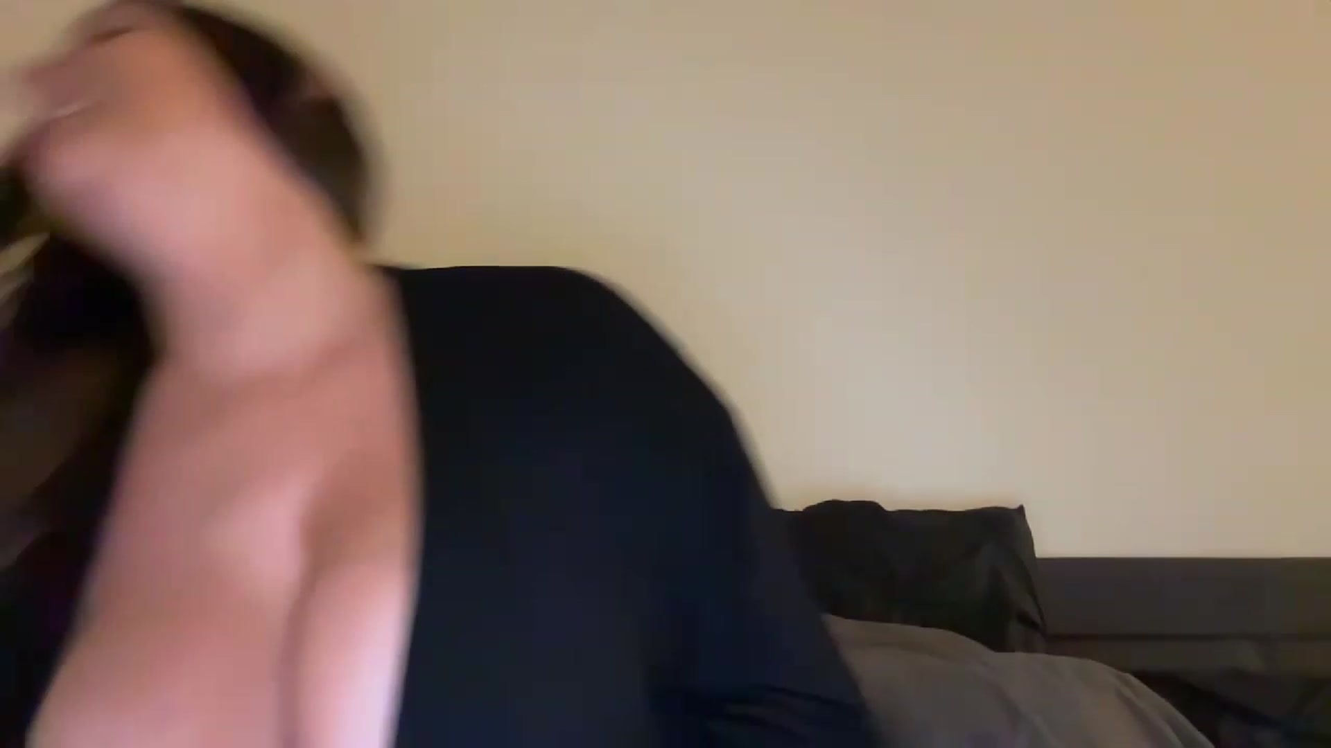 Gallery image thumbnail from Yourgirljones's myfreecams stream on, 12/08/2022, 05:18 image 16 of 20