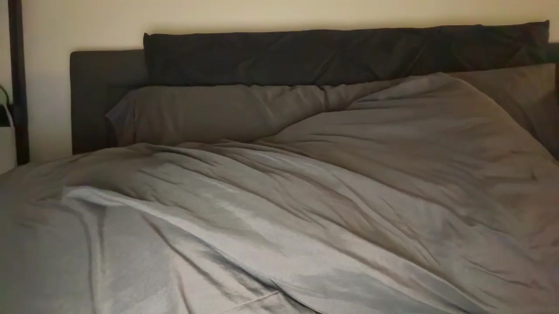 Gallery image thumbnail from Yourgirljones's myfreecams stream on, 03/19/2023, 01:40 image 19 of 20