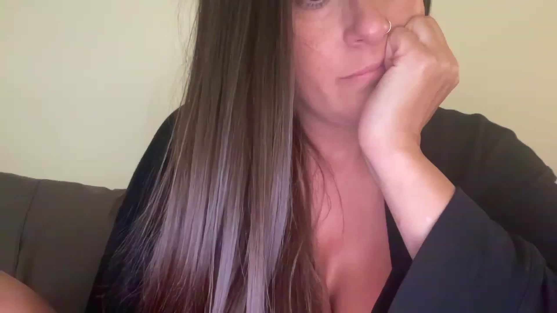 Gallery image thumbnail from Yourgirljones's myfreecams stream on, 04/29/2023, 22:13 image 19 of 20