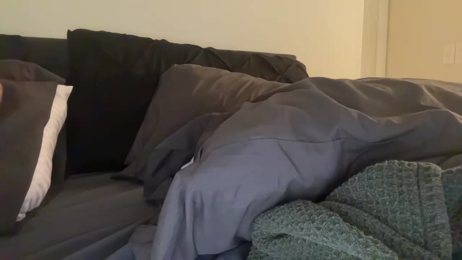 Gallery image thumbnail from Yourgirljones's myfreecams stream on, 06/12/2023, 20:57 image 16 of 20