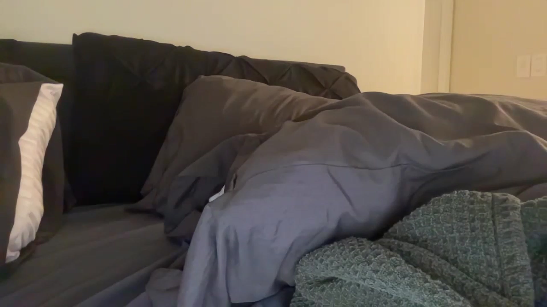 Gallery image thumbnail from Yourgirljones's myfreecams stream on, 06/12/2023, 20:57 image 13 of 20