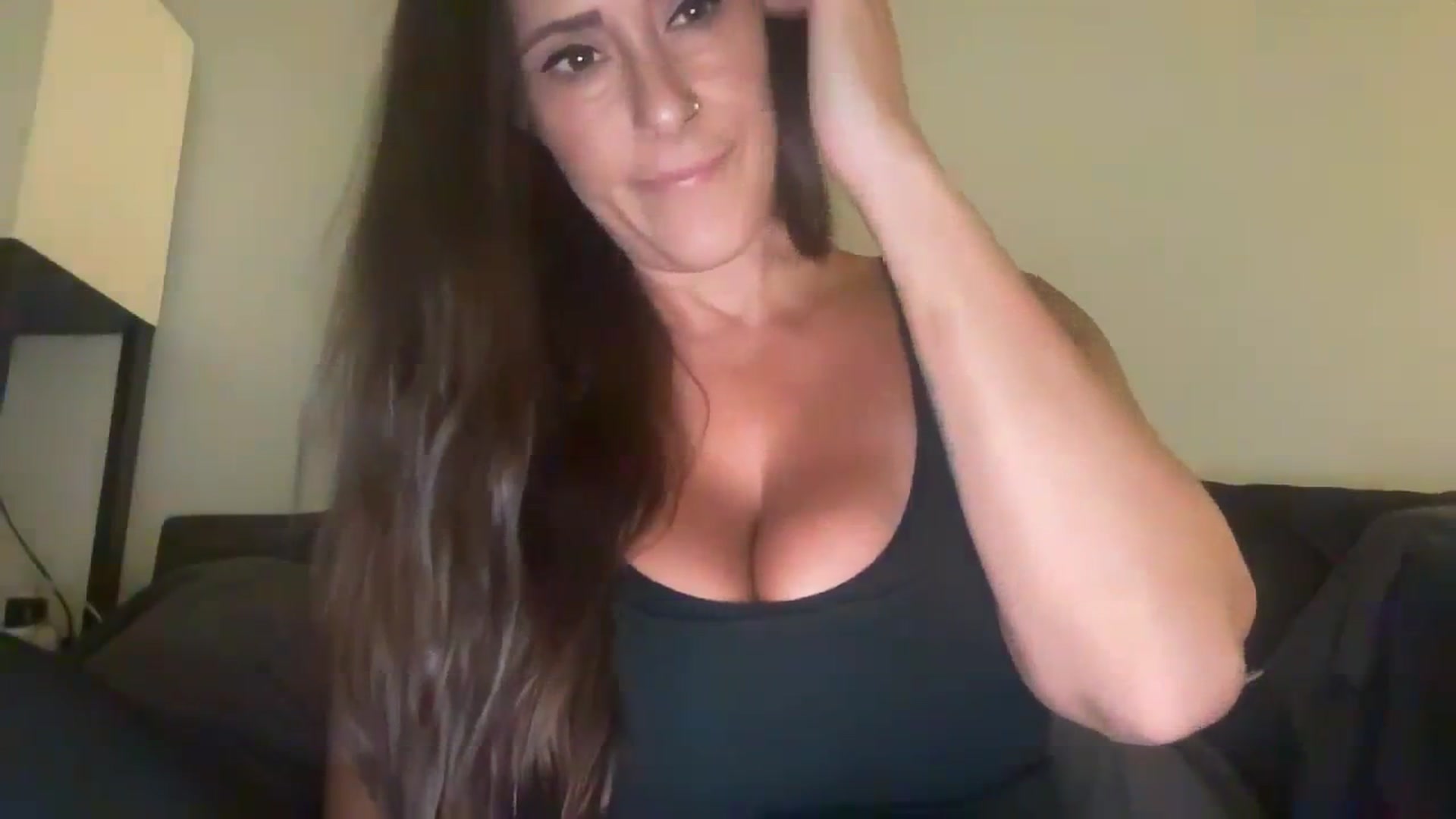 Gallery image thumbnail from Yourgirljones's myfreecams stream on, 09/02/2023, 24:51 image 13 of 20