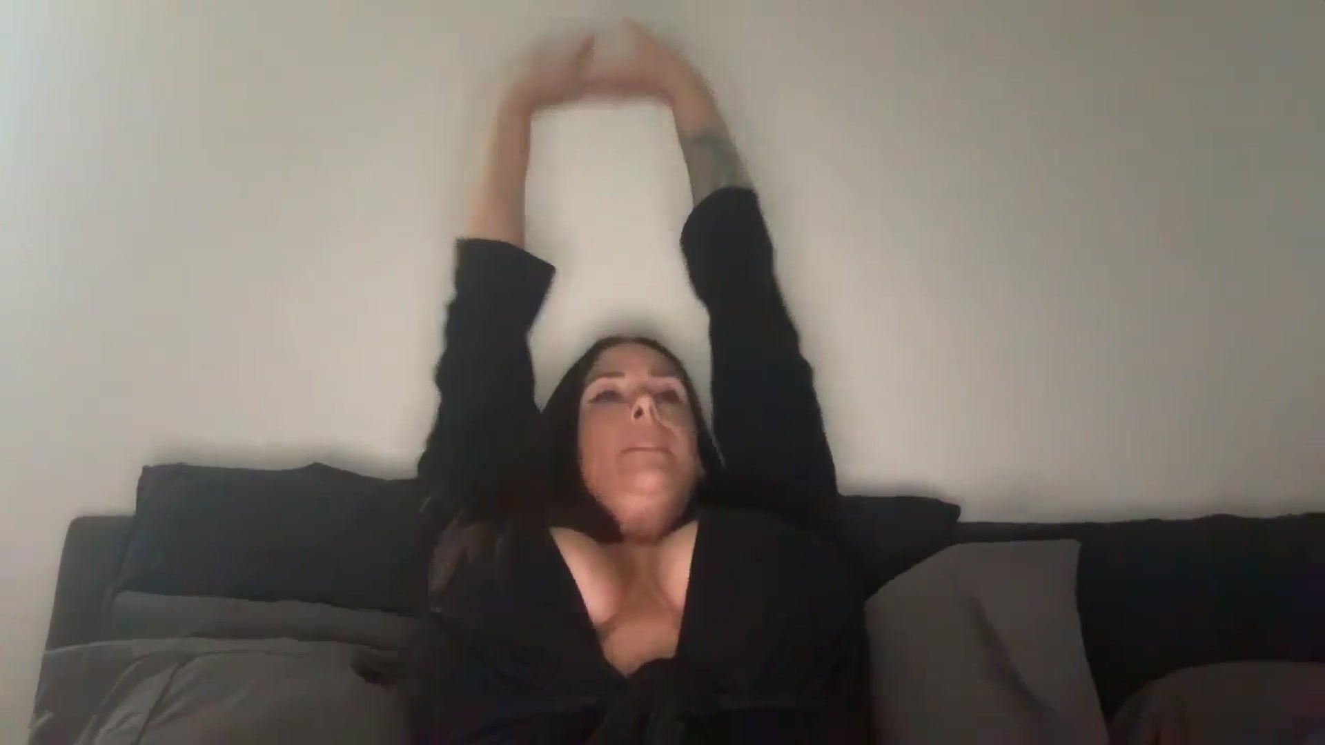 Gallery image thumbnail from Yourgirljones's myfreecams stream on, 08/26/2024, 20:04 image 5 of 20