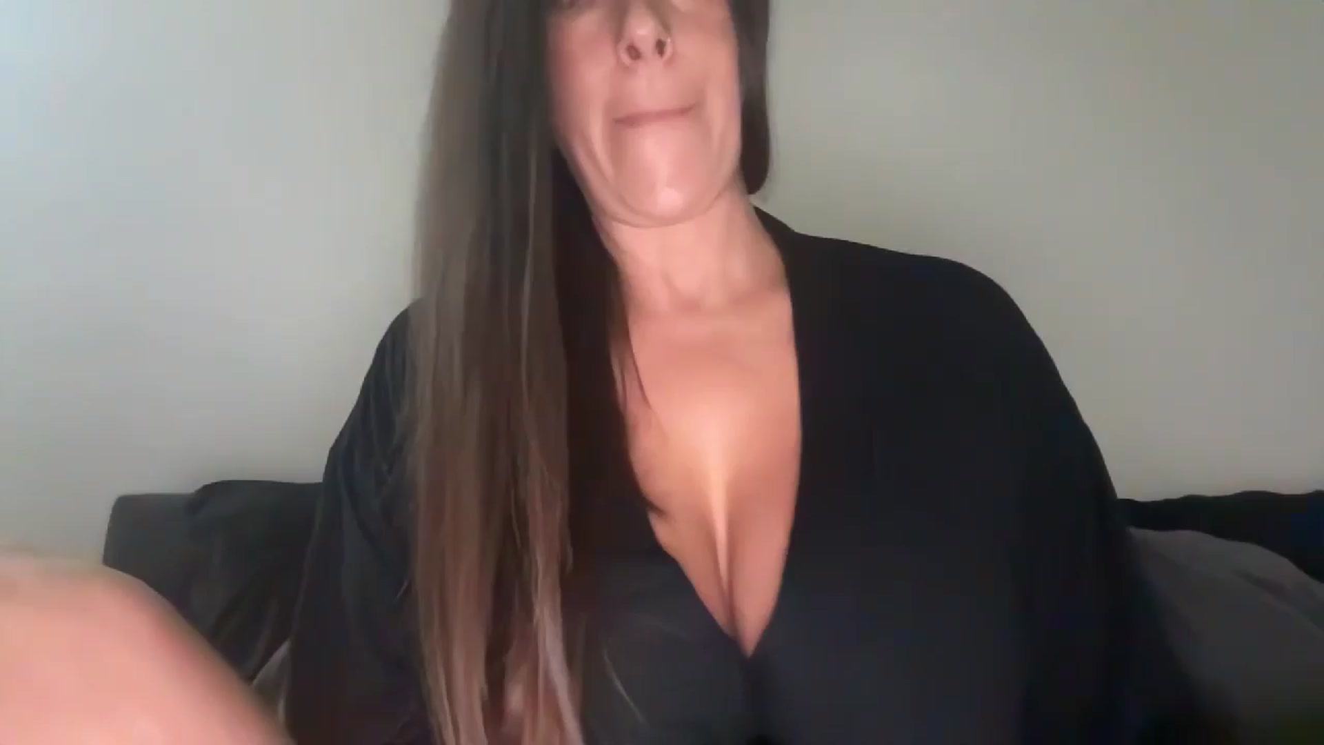 Gallery image thumbnail from Yourgirljones's myfreecams stream on, 09/04/2024, 18:08 image 12 of 20