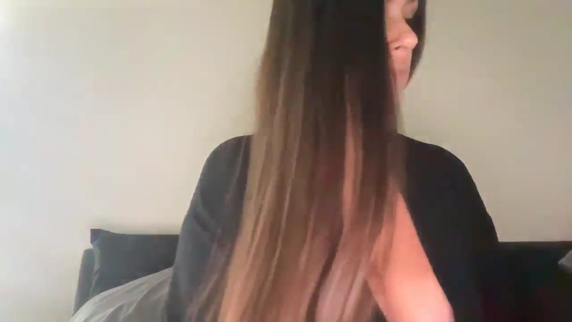 Gallery image thumbnail from Yourgirljones's myfreecams stream on, 10/02/2024, 19:01 image 8 of 20