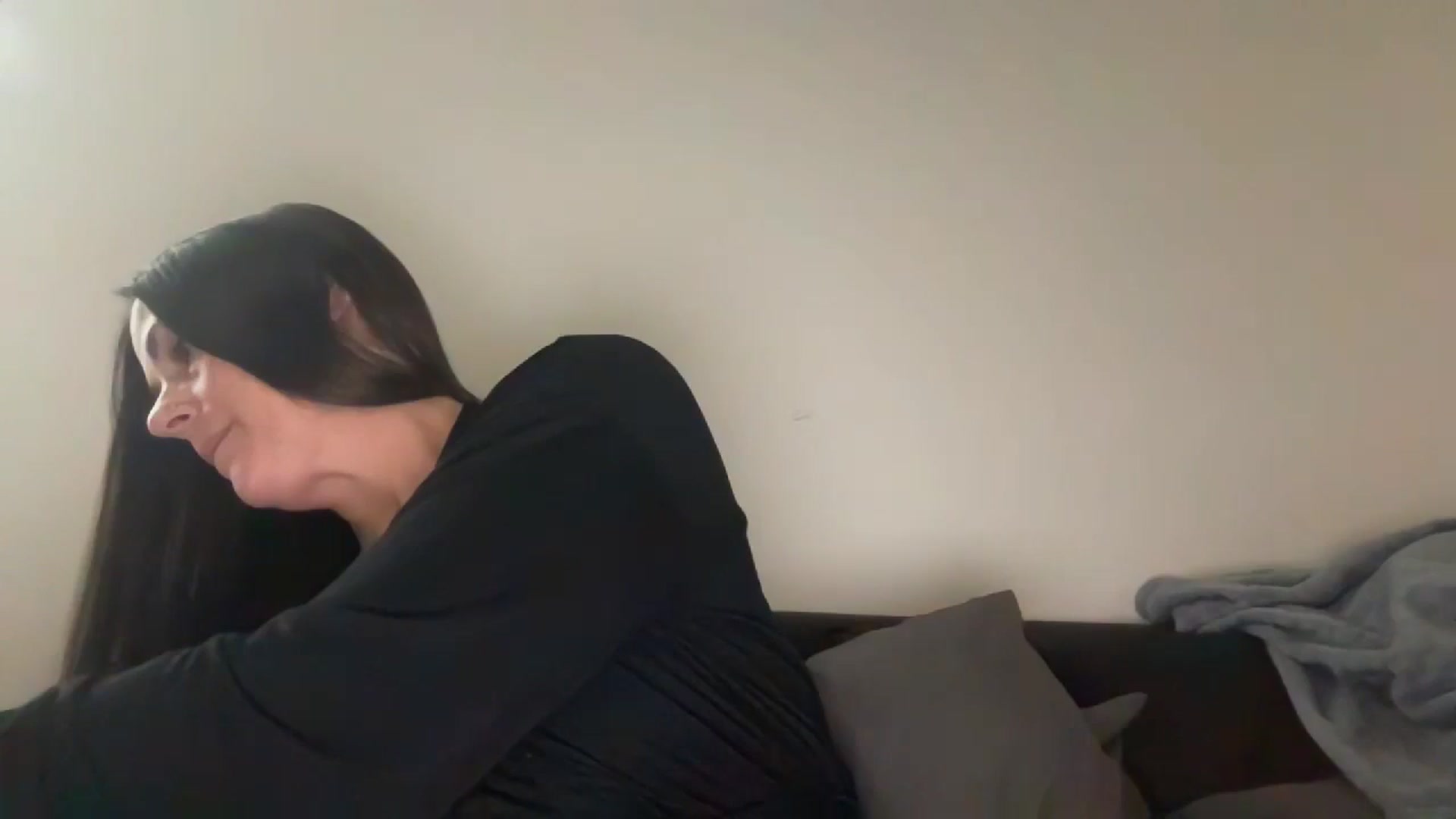 Gallery image thumbnail from Yourgirljones's myfreecams stream on, 10/28/2024, 20:05 image 7 of 20