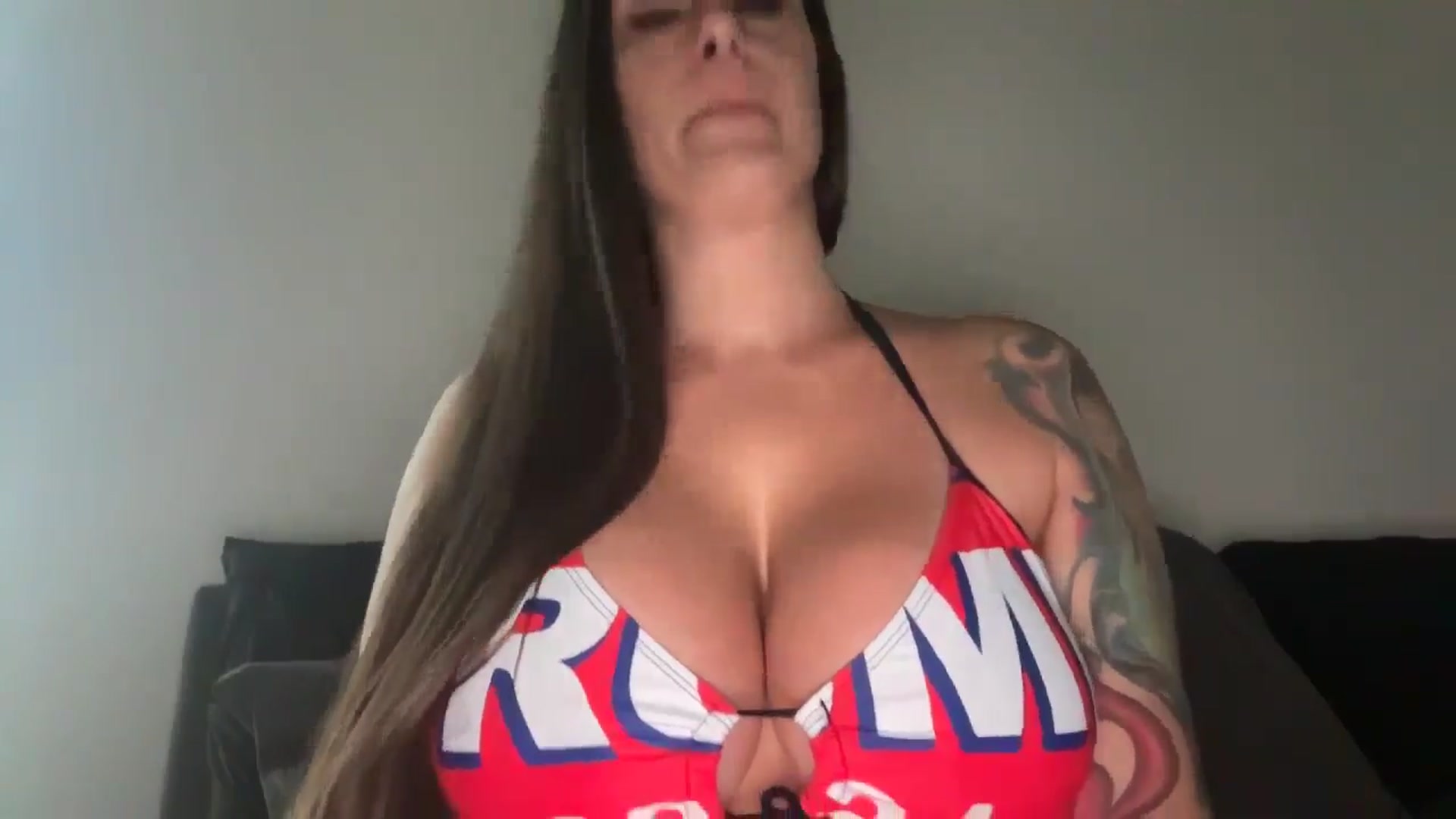 Gallery image thumbnail from Yourgirljones's myfreecams stream on, 11/06/2024, 21:52 image 19 of 20