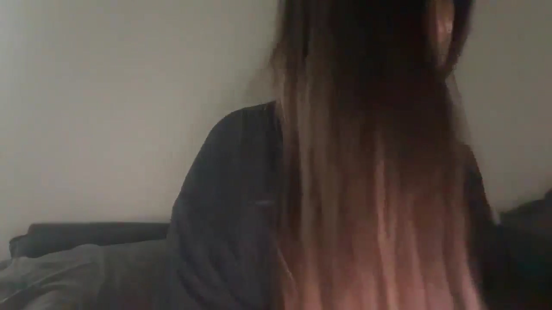 Gallery image thumbnail from Yourgirljones's myfreecams stream on, 03/31/2025, 18:54 image 11 of 20