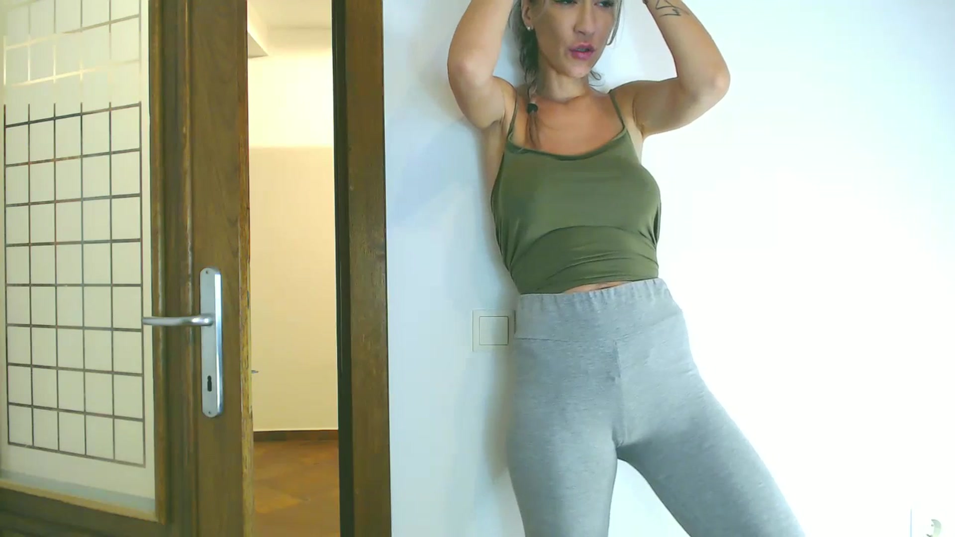 Gallery image thumbnail from YourguiltyPus's myfreecams stream on, 11/05/2023, 16:36 image 15 of 20