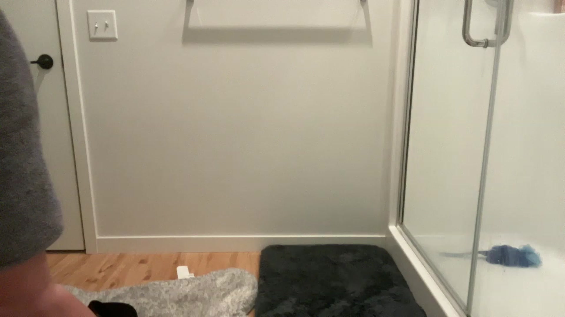 Gallery image thumbnail from Youronlinegf's myfreecams stream on, 04/23/2023, 16:33 image 13 of 20