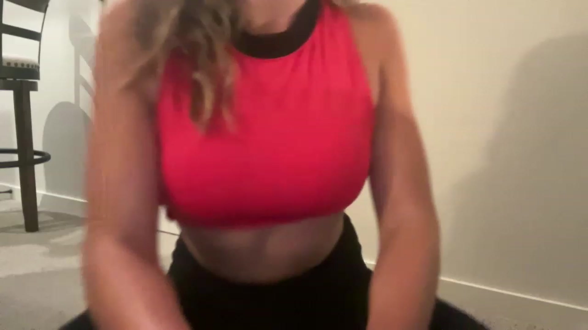 Gallery image thumbnail from Youronlinegf's myfreecams stream on, 04/25/2023, 02:07 image 5 of 20