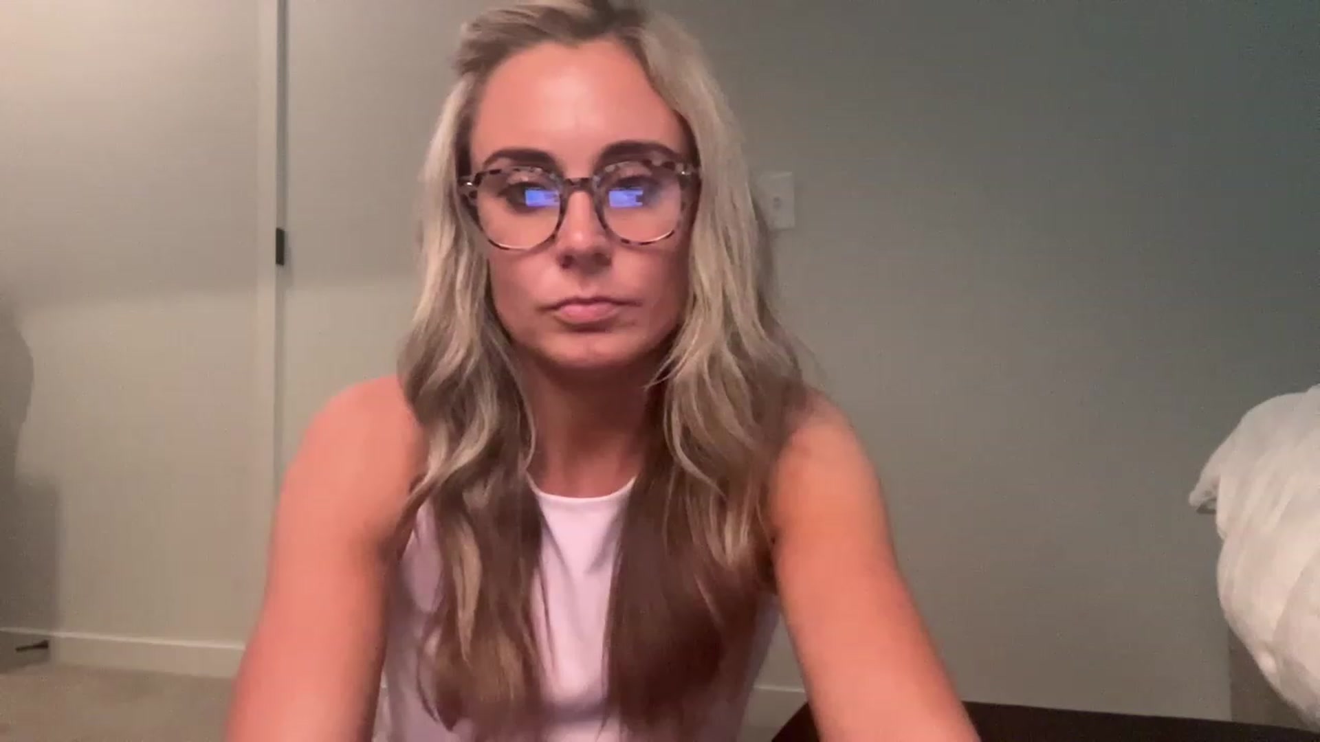 Gallery image thumbnail from Youronlinegf's myfreecams stream on, 04/25/2023, 20:53 image 12 of 20