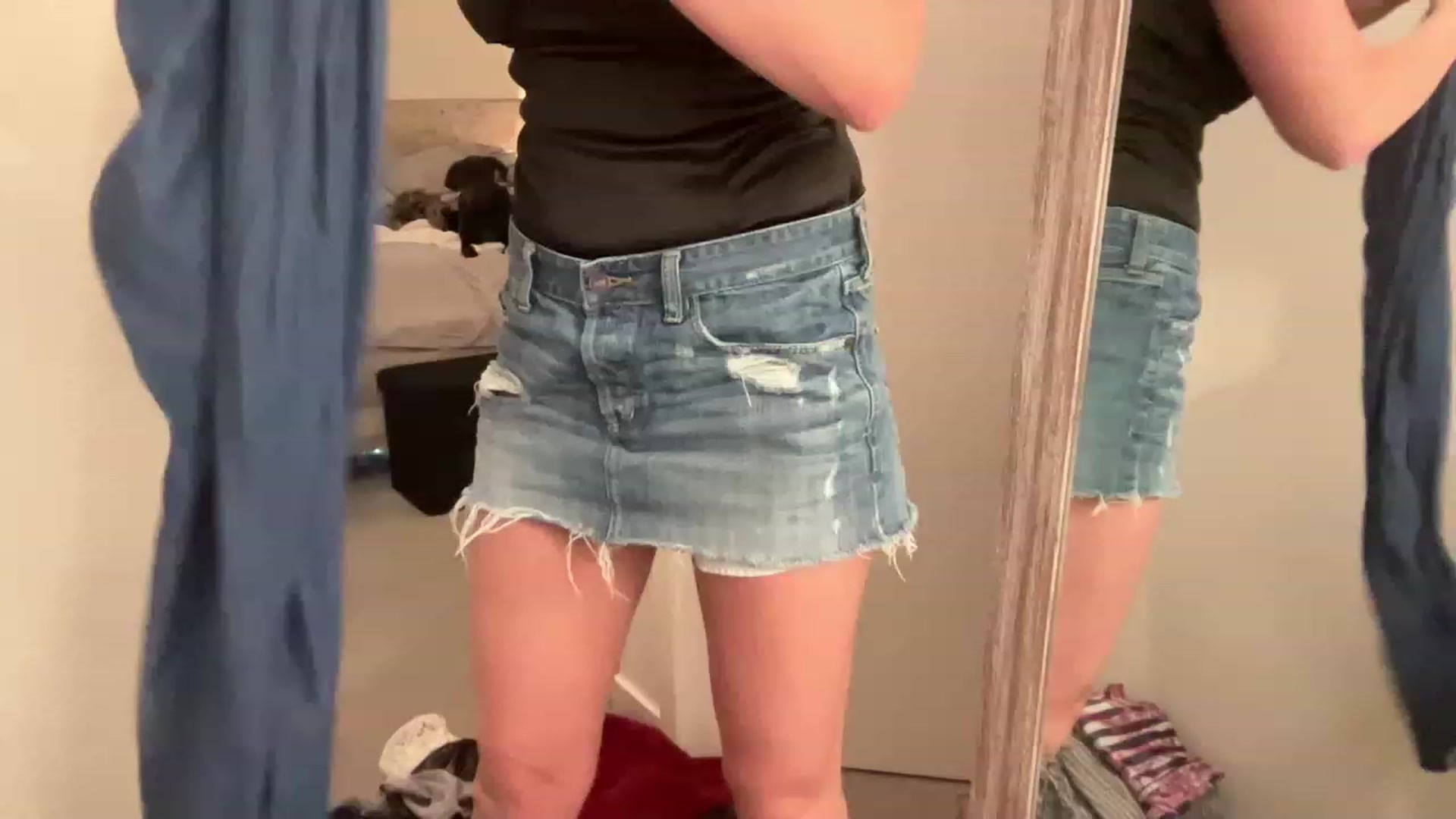 Gallery image thumbnail from Youronlinegf's myfreecams stream on, 05/01/2023, 18:39 image 7 of 20