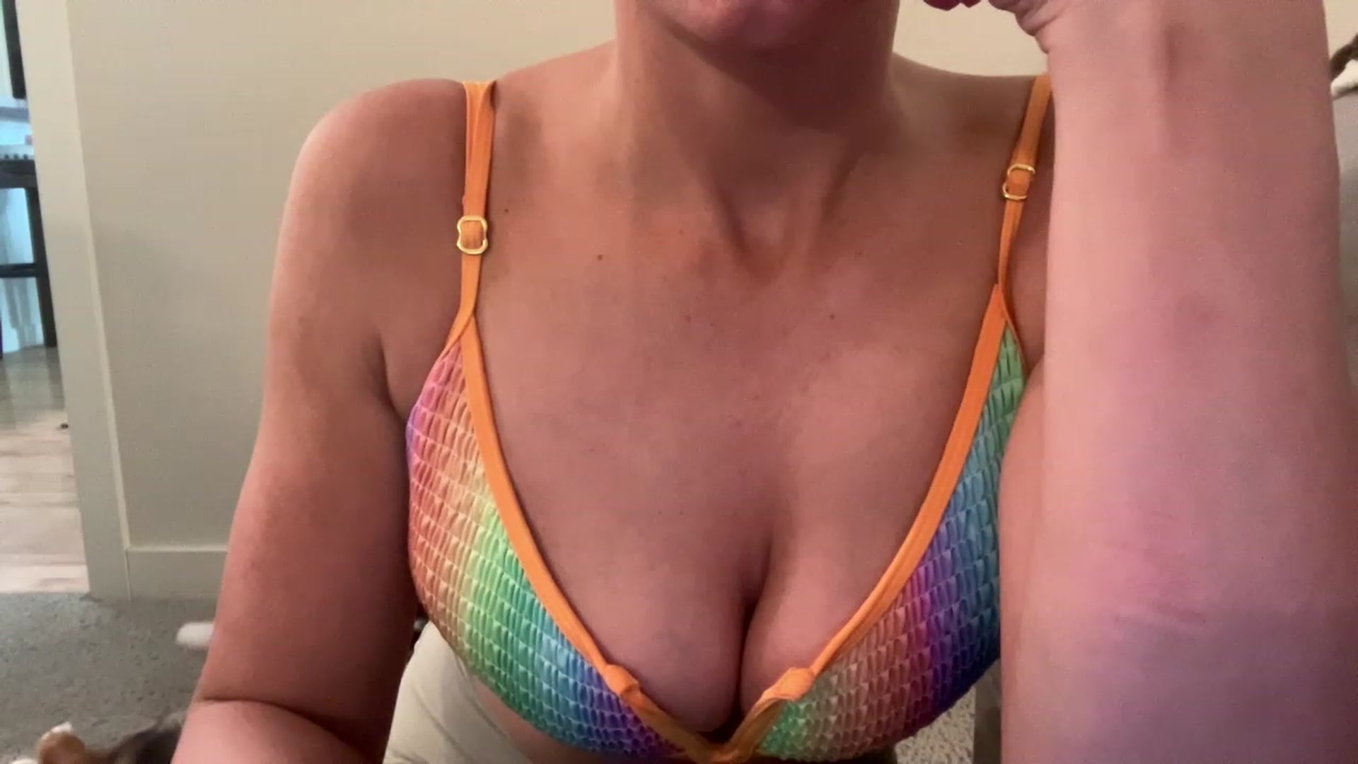Gallery image thumbnail from Youronlinegf's myfreecams stream on, 05/01/2023, 20:18 image 14 of 20