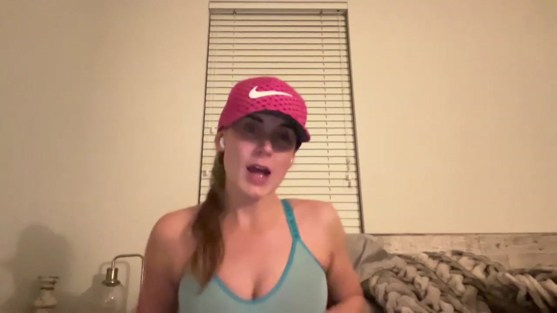 Gallery image thumbnail from Youronlinegf's myfreecams stream on, 05/02/2023, 03:31 image 4 of 20