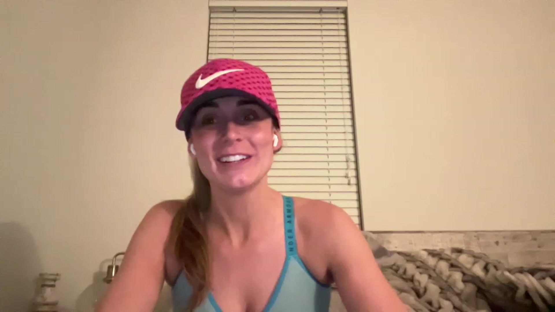 Gallery image thumbnail from Youronlinegf's myfreecams stream on, 05/02/2023, 03:31 image 15 of 20