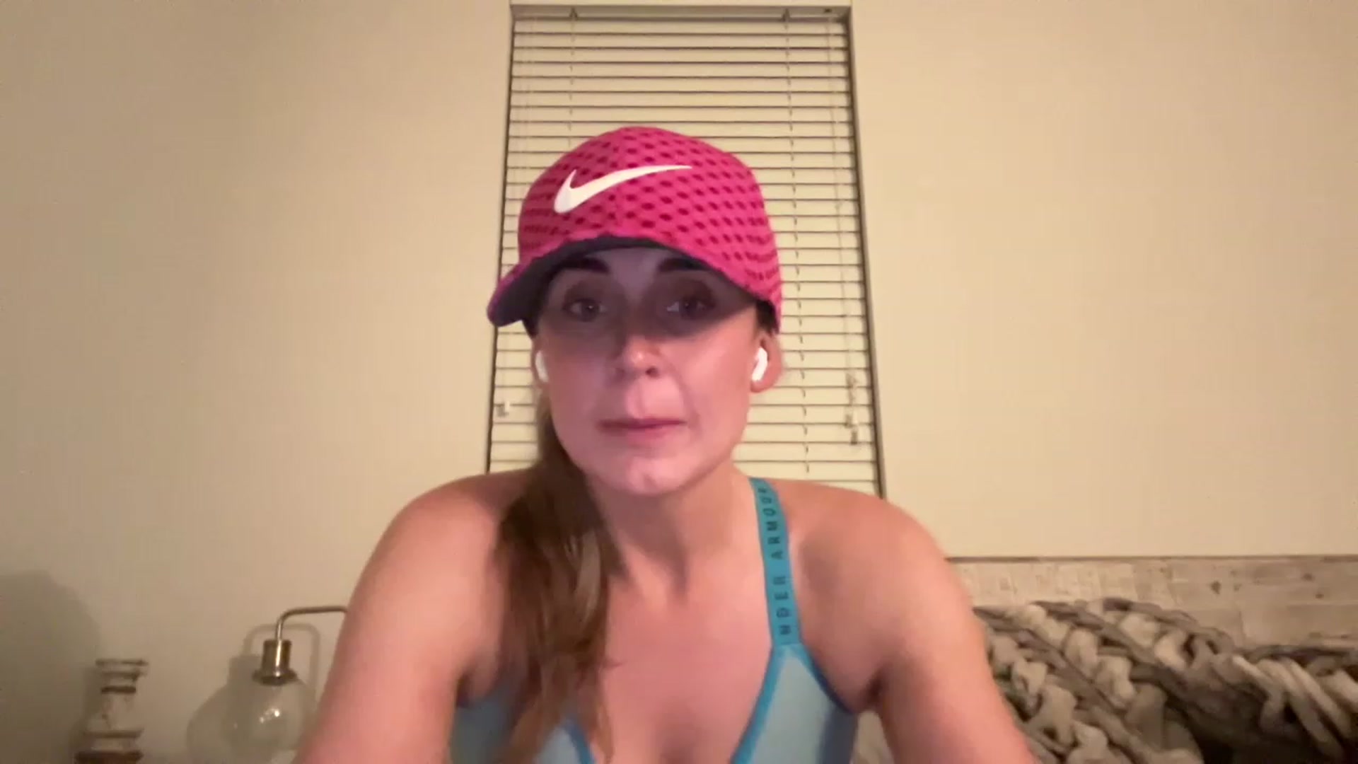 Gallery image thumbnail from Youronlinegf's myfreecams stream on, 05/02/2023, 03:31 image 14 of 20