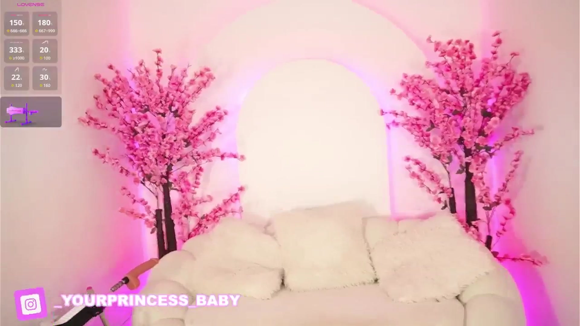 Gallery image thumbnail from Yourprincess_'s myfreecams stream on, 03/12/2026, 14:12 image 9 of 20