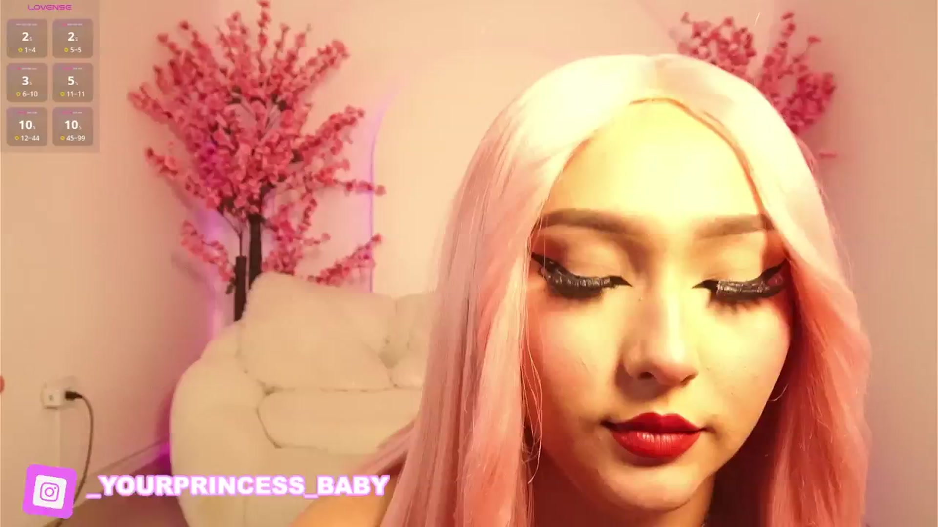 Gallery image thumbnail from Yourprincess_'s myfreecams stream on, 04/23/2026, 16:23 image 8 of 20