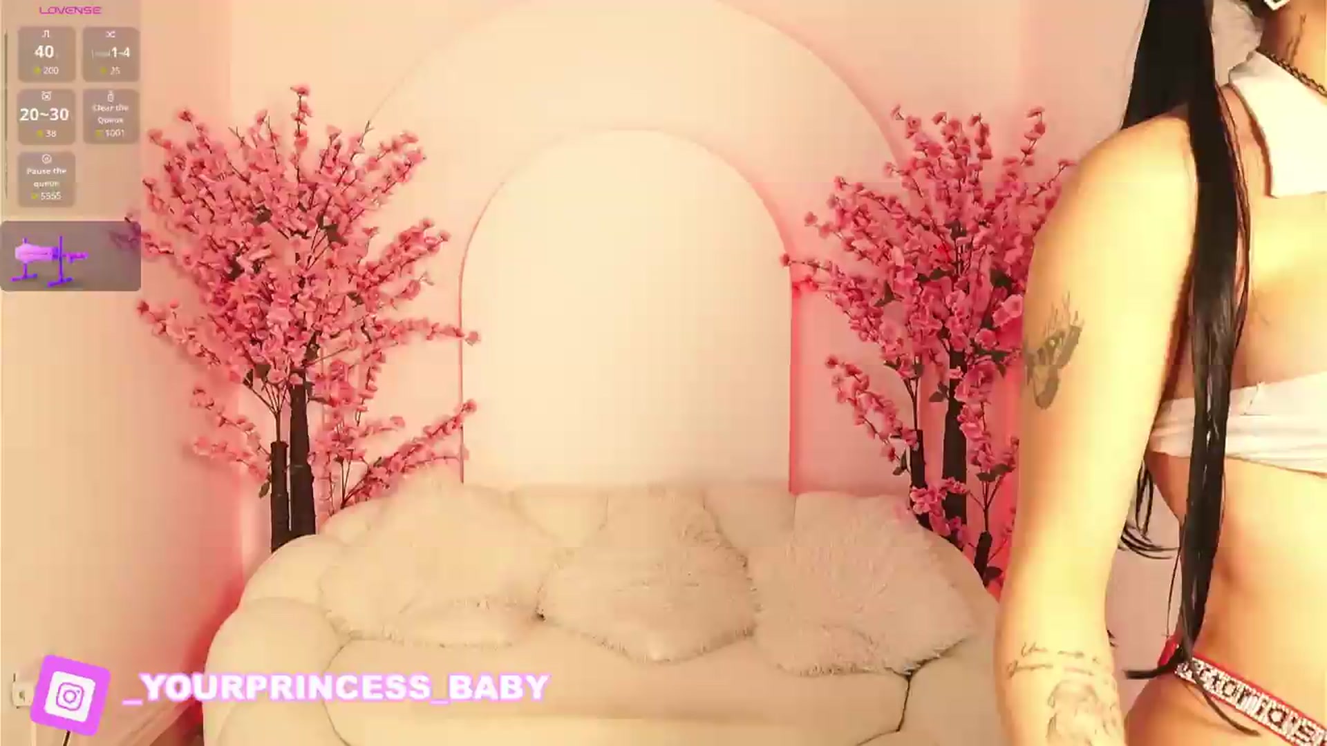 Gallery image thumbnail from Yourprincess_'s myfreecams stream on, 05/19/2026, 13:13 image 16 of 20