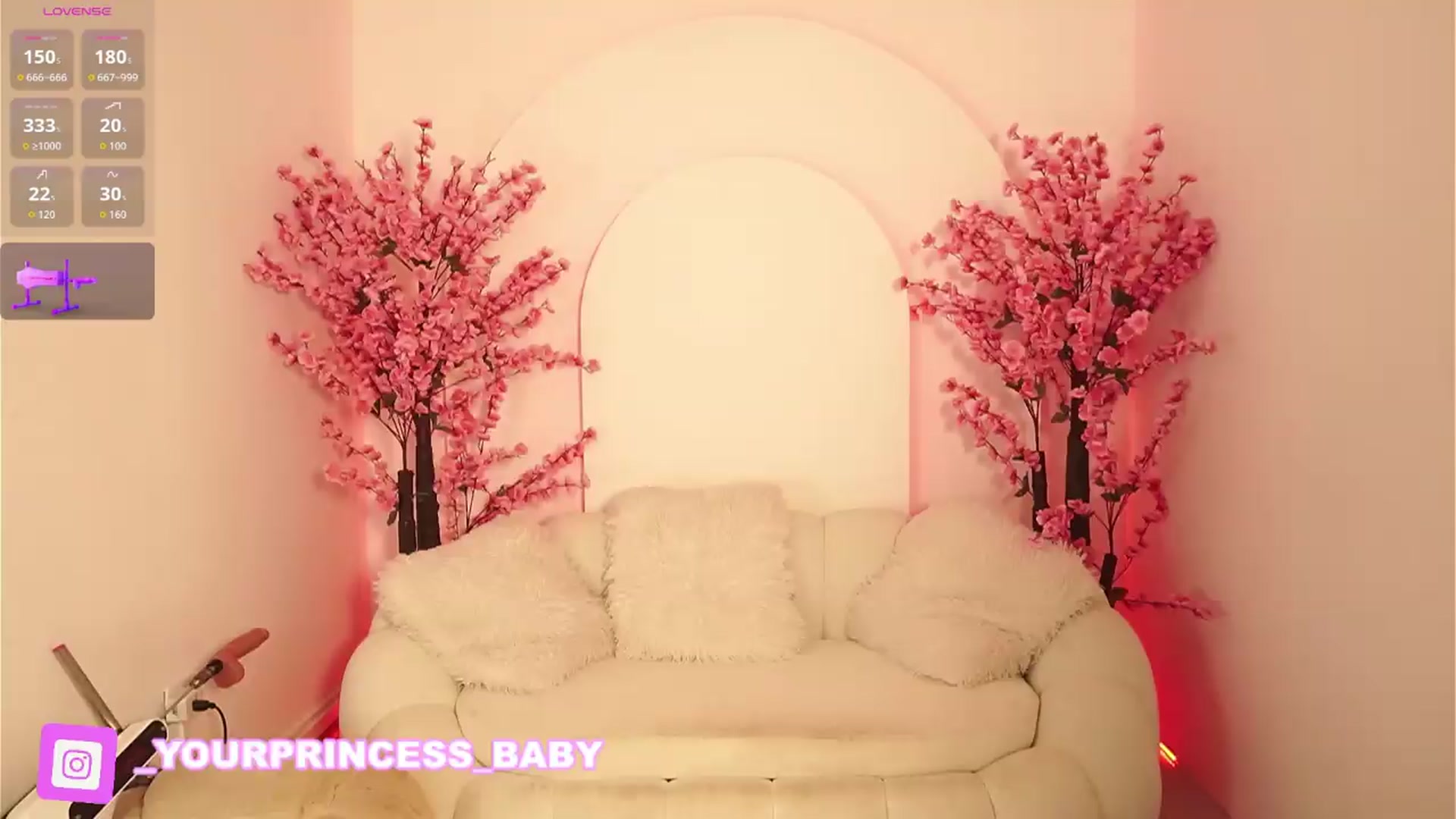 Gallery image thumbnail from Yourprincess_'s myfreecams stream on, 06/01/2026, 11:33 image 13 of 20