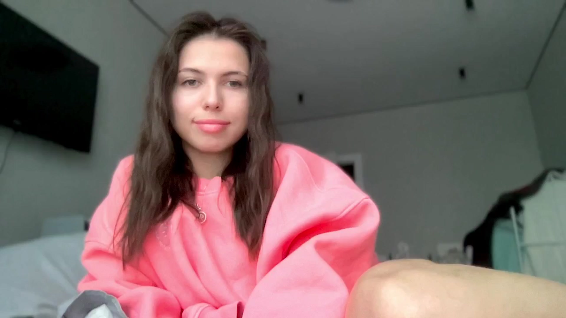Gallery image thumbnail from YourrrAngell's myfreecams stream on, 03/21/2026, 14:06 image 1 of 20