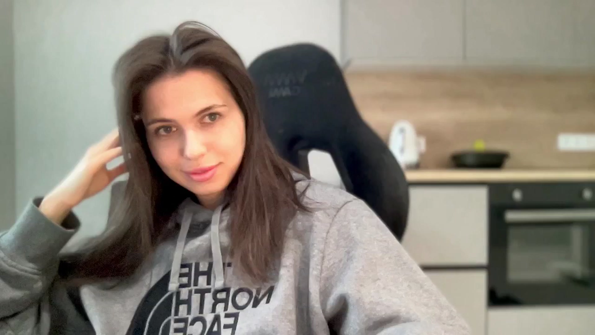 Gallery image thumbnail from YourrrAngell's myfreecams stream on, 03/22/2026, 07:30 image 14 of 20