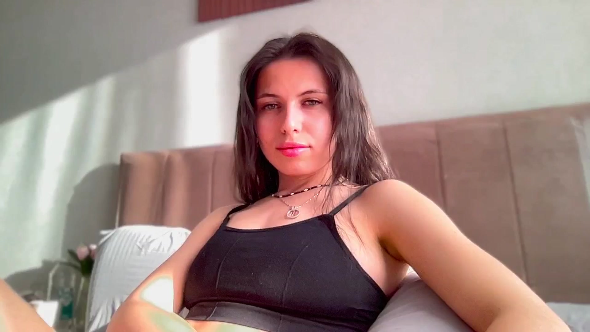 Gallery image thumbnail from YourrrAngell's myfreecams stream on, 03/28/2026, 13:59 image 19 of 20