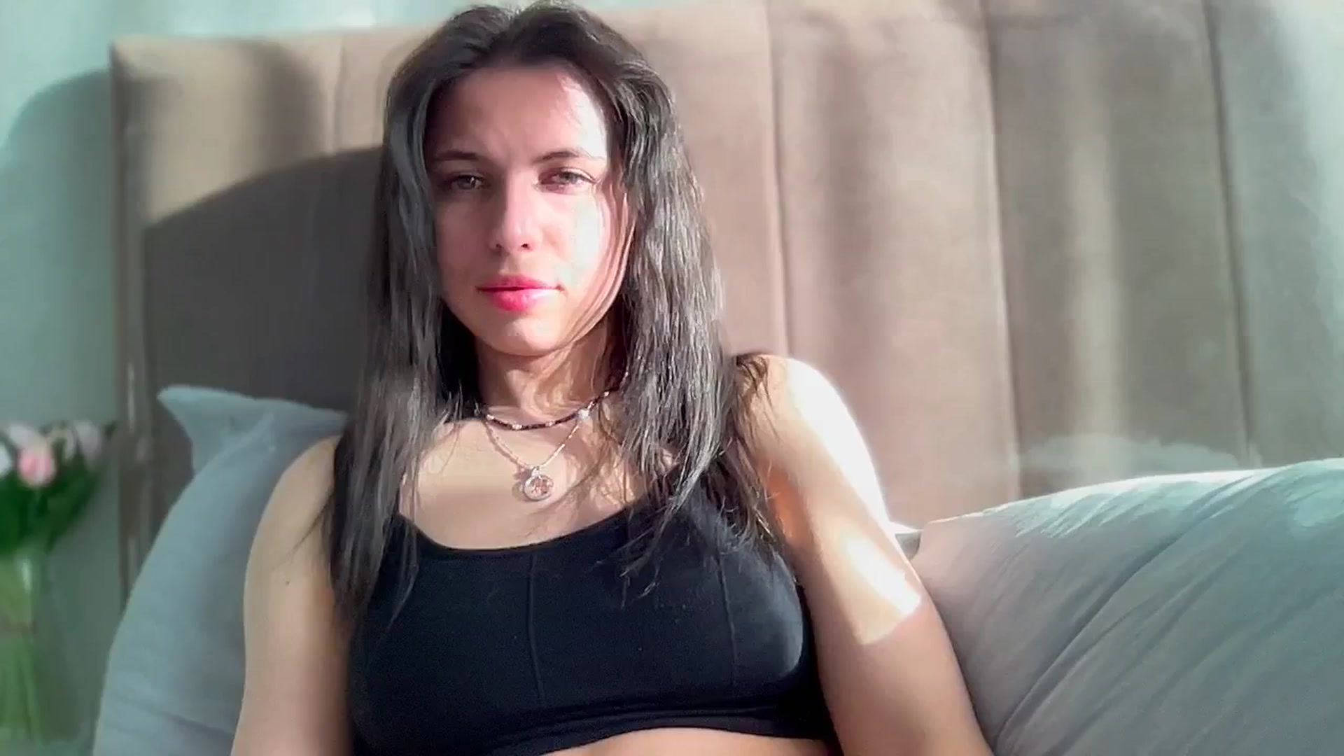 Gallery image thumbnail from YourrrAngell's myfreecams stream on, 03/28/2026, 13:59 image 9 of 20