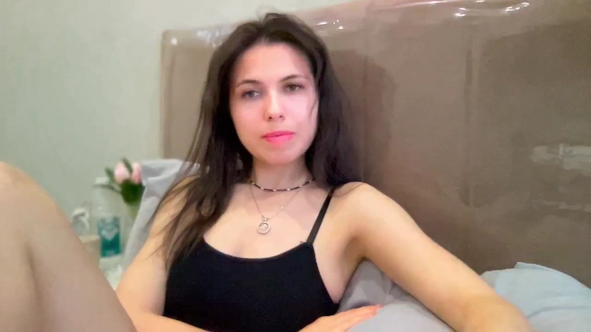 Gallery image thumbnail from YourrrAngell's myfreecams stream on, 03/28/2026, 15:42 image 5 of 20