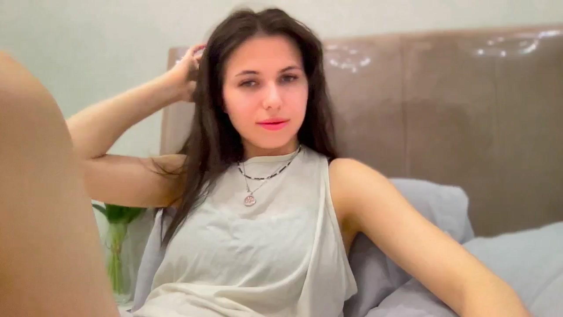 Gallery image thumbnail from YourrrAngell's myfreecams stream on, 03/28/2026, 18:05 image 5 of 20