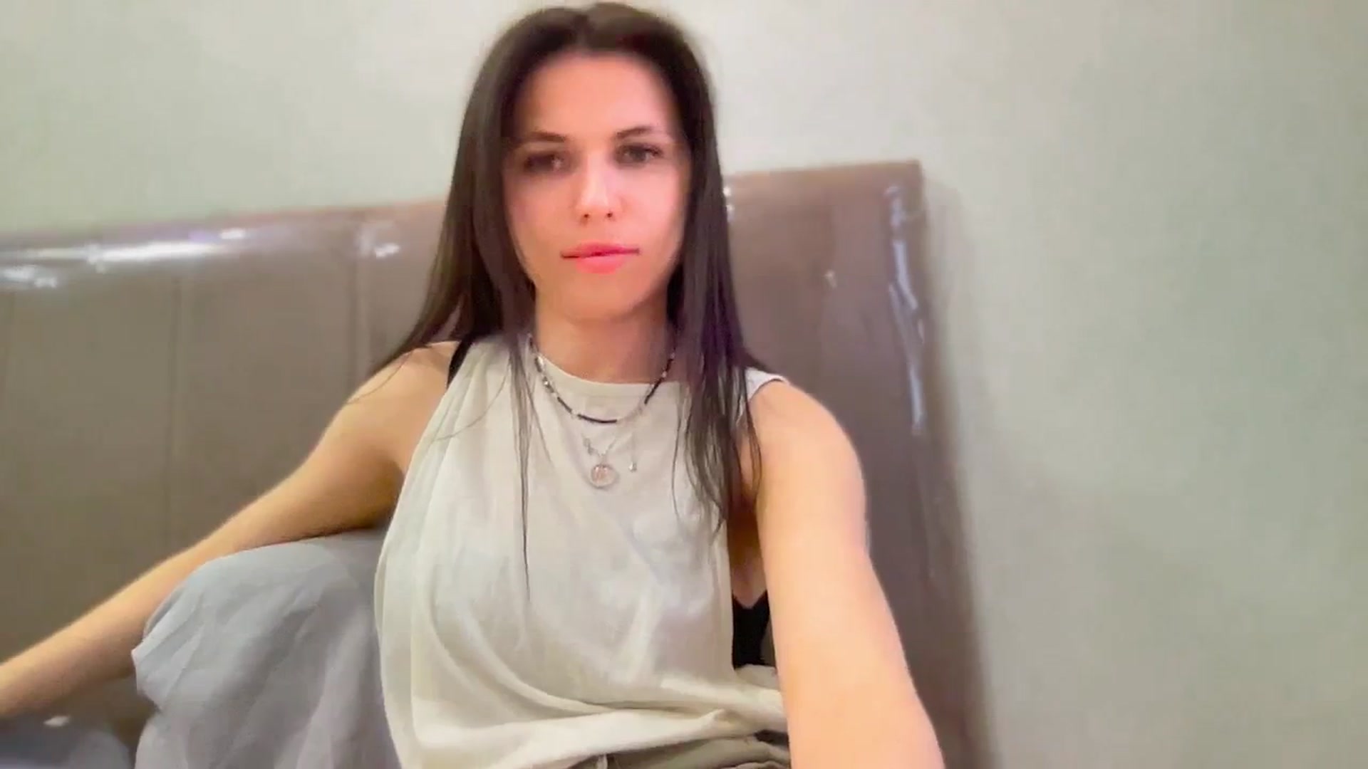 Gallery image thumbnail from YourrrAngell's myfreecams stream on, 03/29/2026, 15:44 image 5 of 20