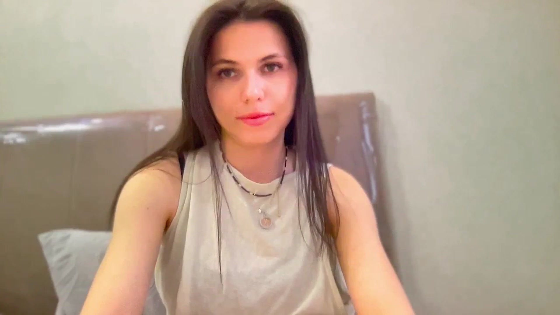 Gallery image thumbnail from YourrrAngell's myfreecams stream on, 03/29/2026, 15:44 image 4 of 20