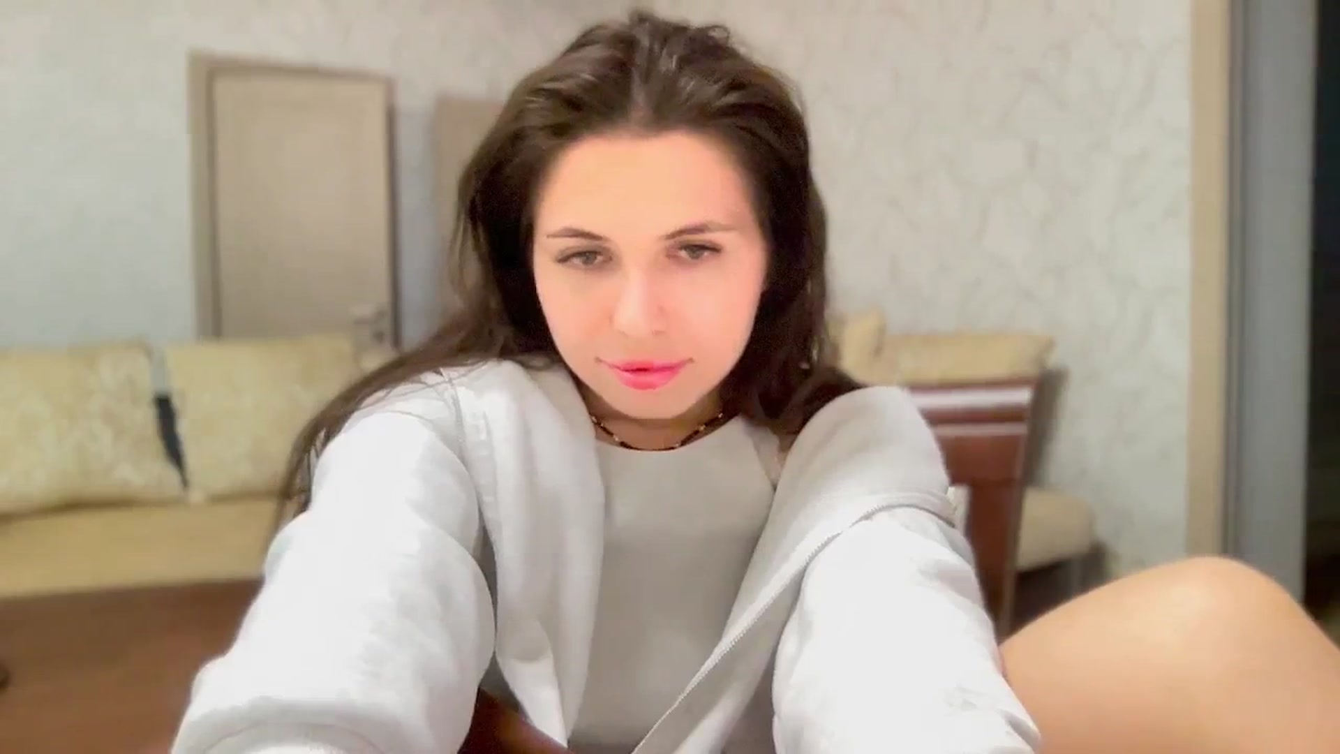 Gallery image thumbnail from YourrrAngell's myfreecams stream on, 04/03/2026, 15:42 image 3 of 20