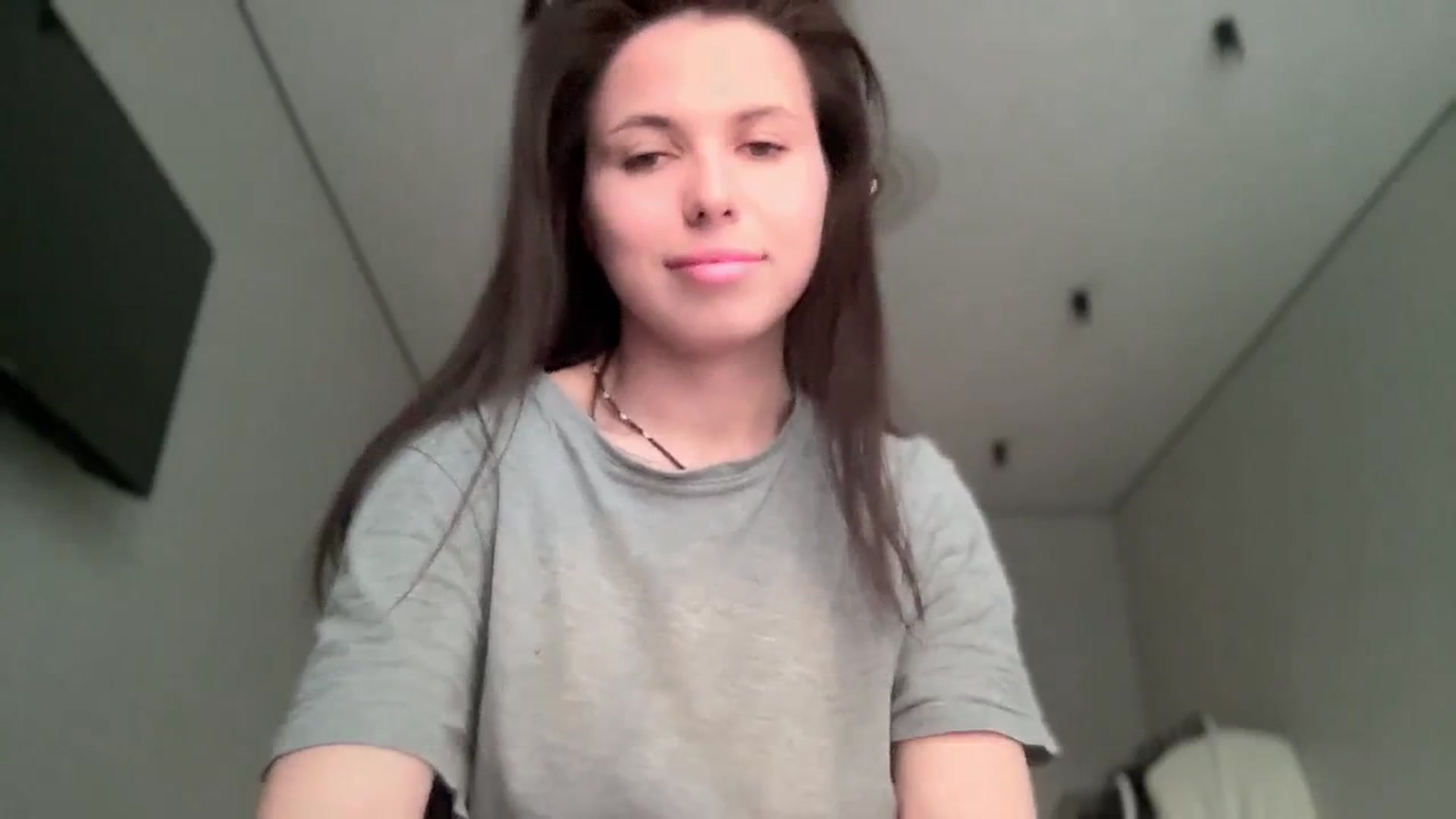 Gallery image thumbnail from YourrrAngell's myfreecams stream on, 04/06/2026, 15:27 image 12 of 20